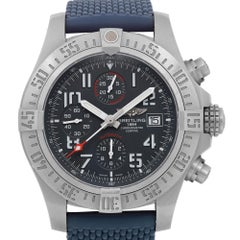 Breitling Avenger Bandit Chronograph Titangraue Zifferblattuhr E1338310/M536