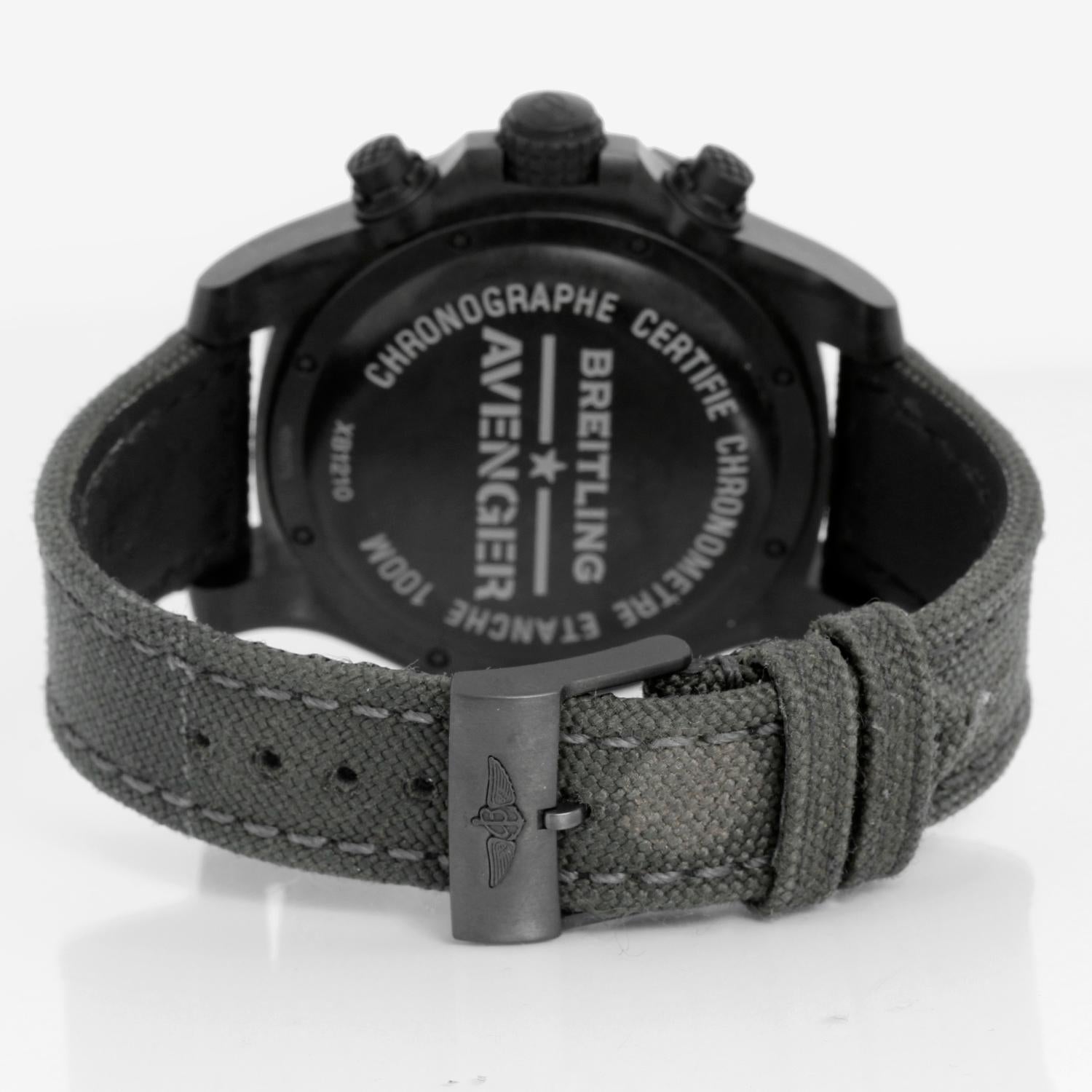 Reloj Breitling Avenger Esfera Negra Crono Hombre XB1210 1