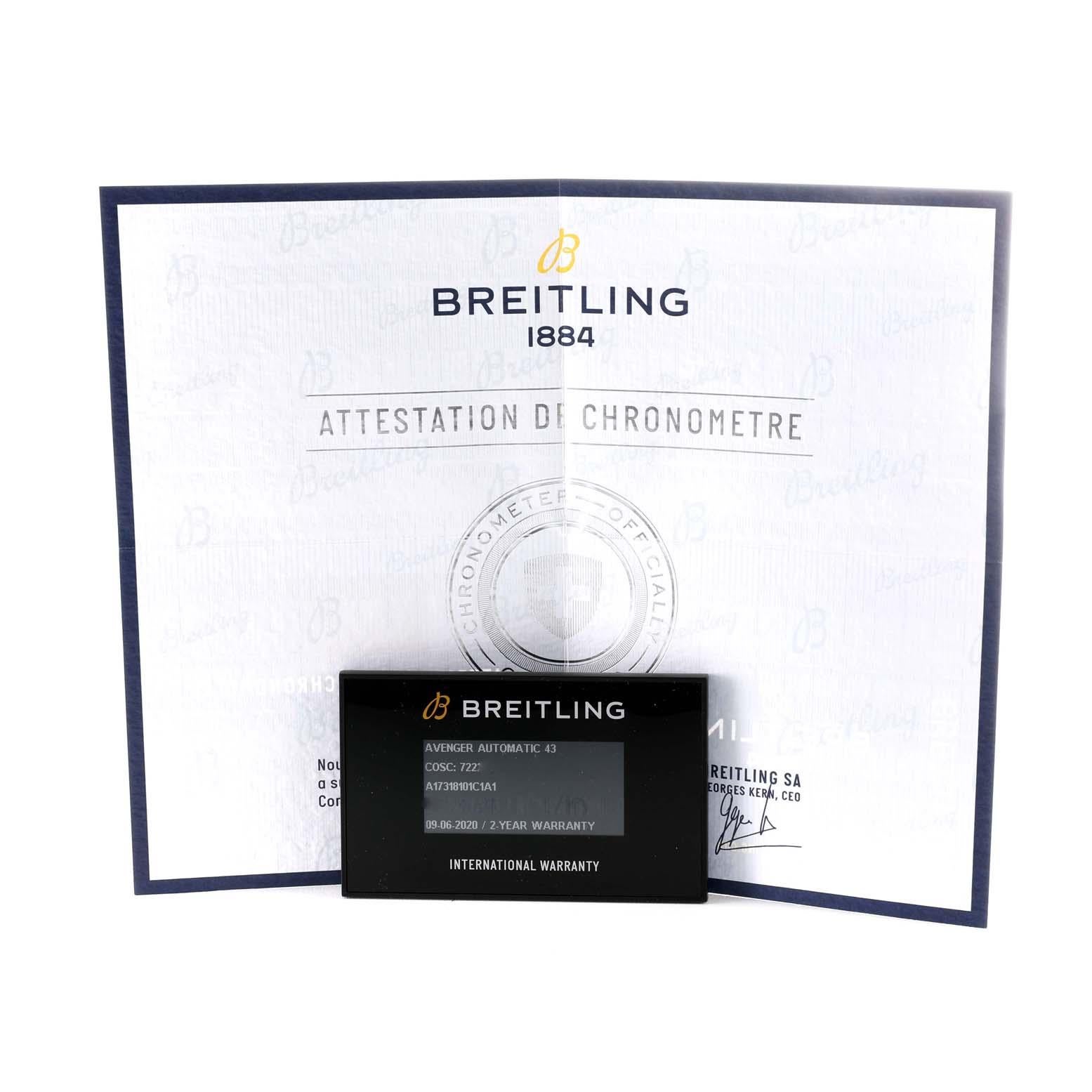 Edelstahl-Herrenuhr A17318 Box Card mit blauem Zifferblatt von Breitling Avenger im Angebot 6