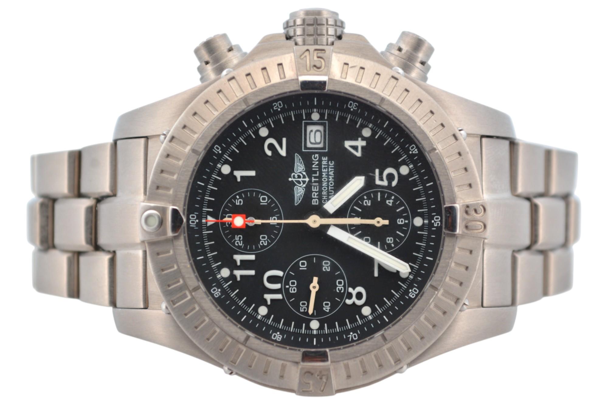 This timepiece is part of a curated selection, carefully verified and certified by our team of experts. Our professional watchmakers have ensured it is in optimal working condition, having passed comprehensive tests including water resistance and