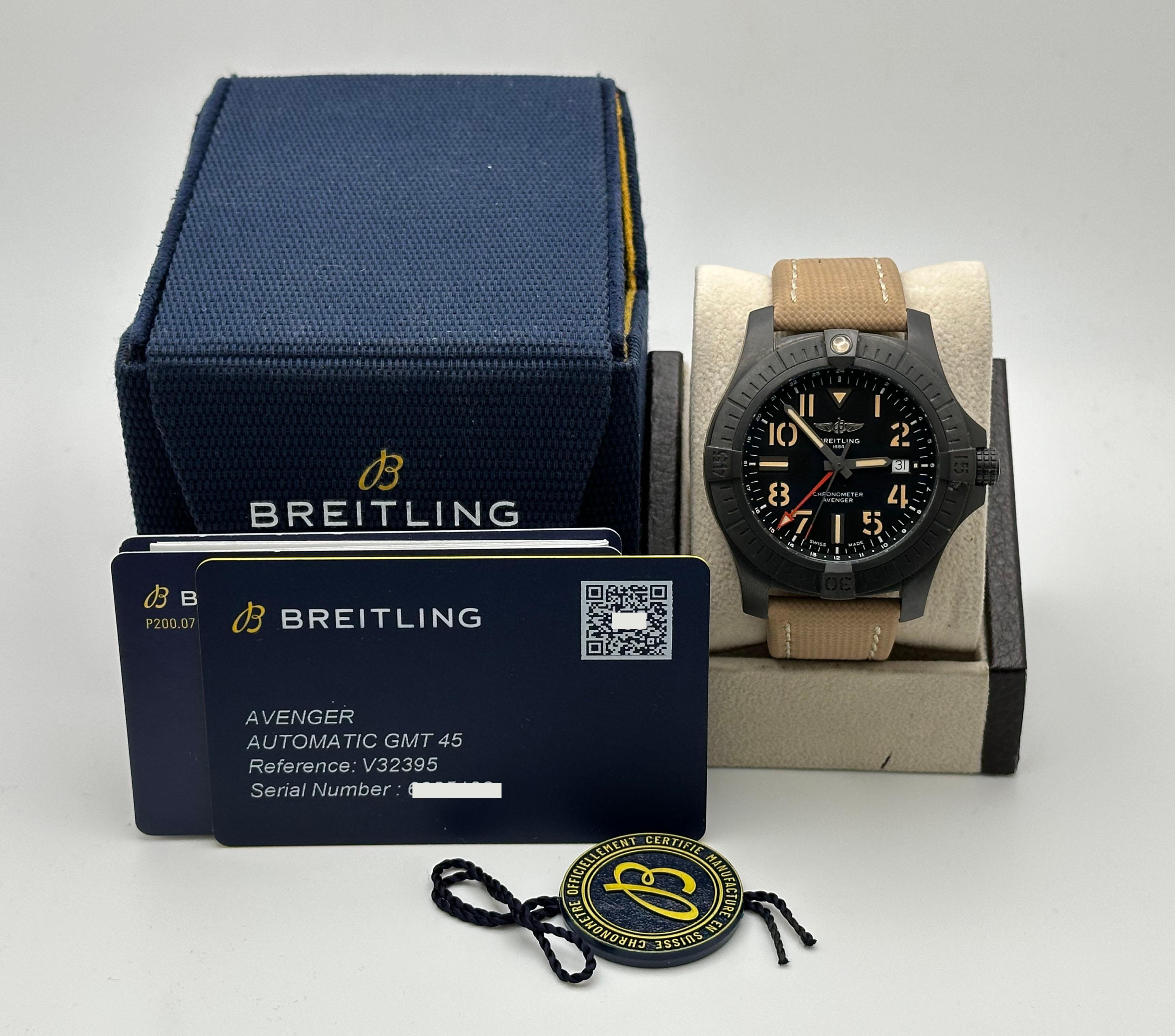 Breitling Avenger GMT 45 Night Mission V32395 Boîte en titane 7