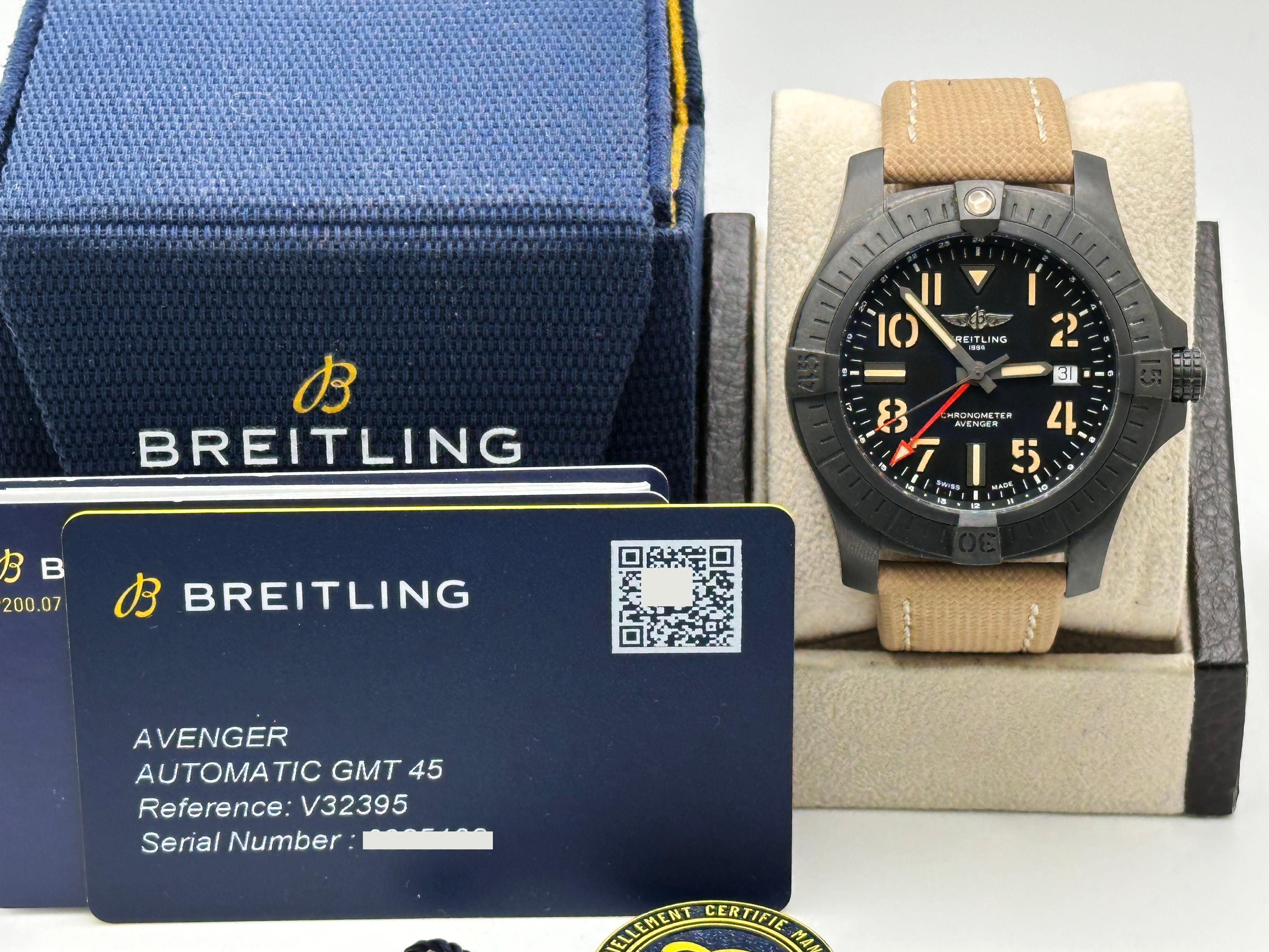 Breitling Avenger GMT 45 Night Mission V32395 Boîte en titane 8