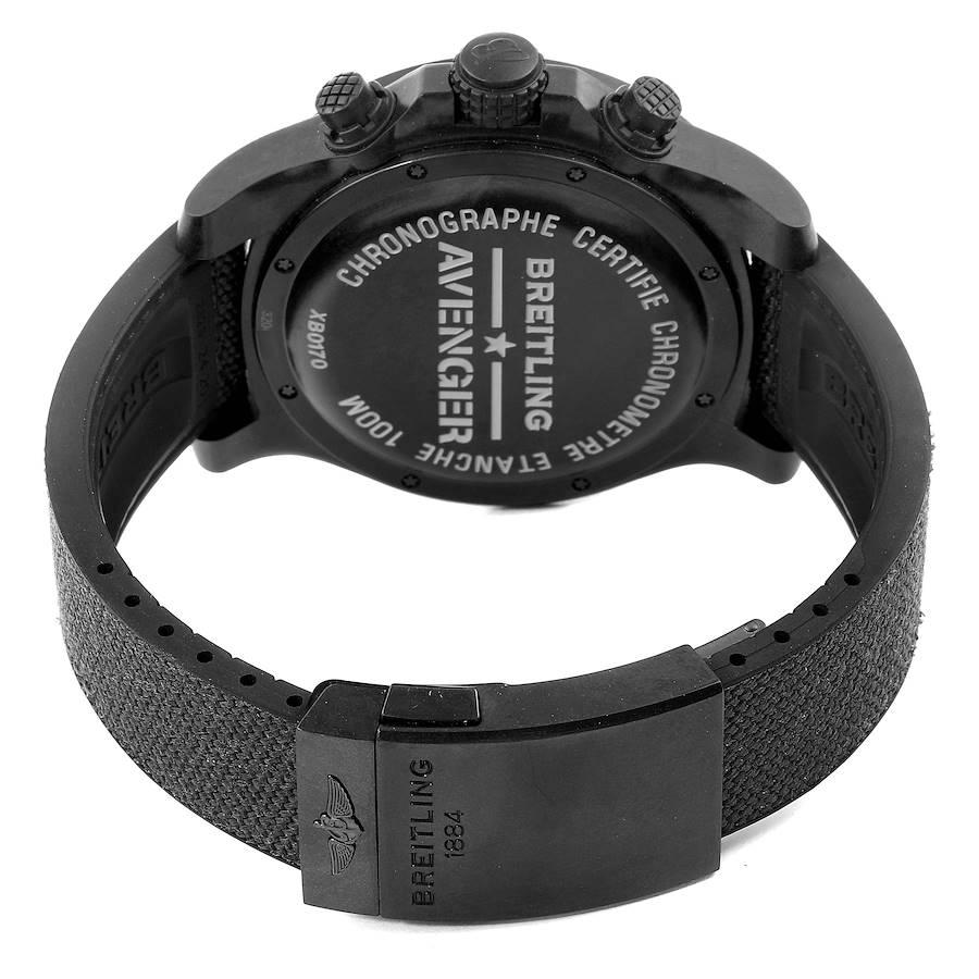Breitling Avenger Hurricane 50 Breitlight Herrenuhr XB0170 Ungetragen im Angebot 4