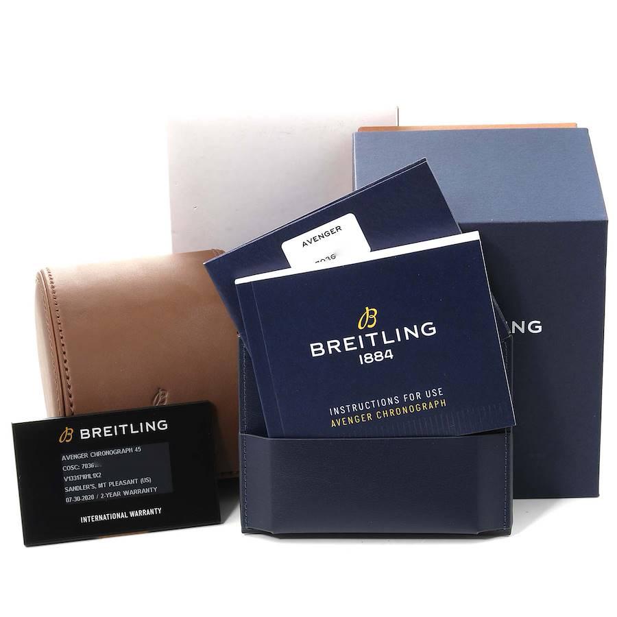 Breitling Avenger Night Mission DLC beschichtete Titanuhr V13317 Box Card 6