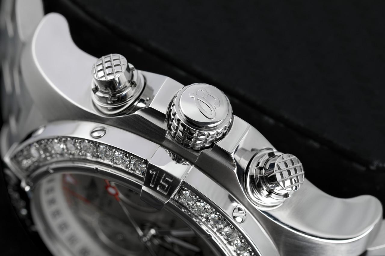 Breitling Avenger Seawolf Chrono Off-White Dial benutzerdefinierte Diamant-Lünette Herrenuhr A73390.