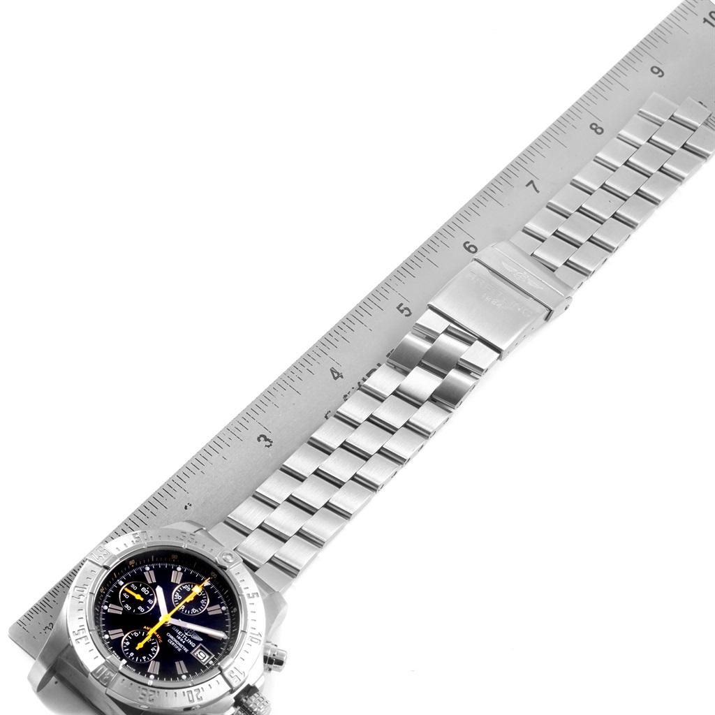 Breitling Avenger Skyland Code Yellow Limited Edition Herrenuhr A13380 im Angebot 7