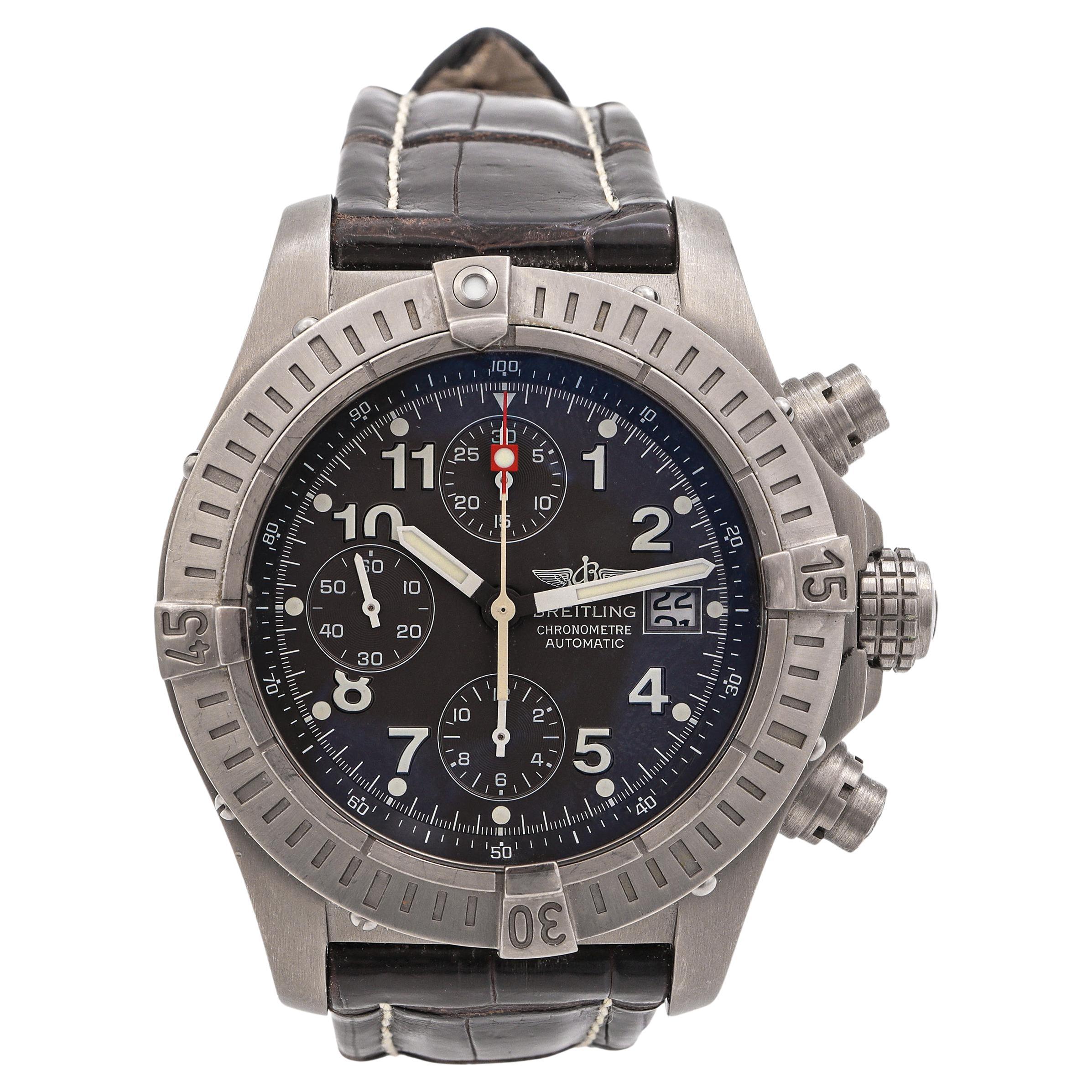 Reloj Breitling Avenger Titanio Cronógrafo Automático Hombre Ref. E13360