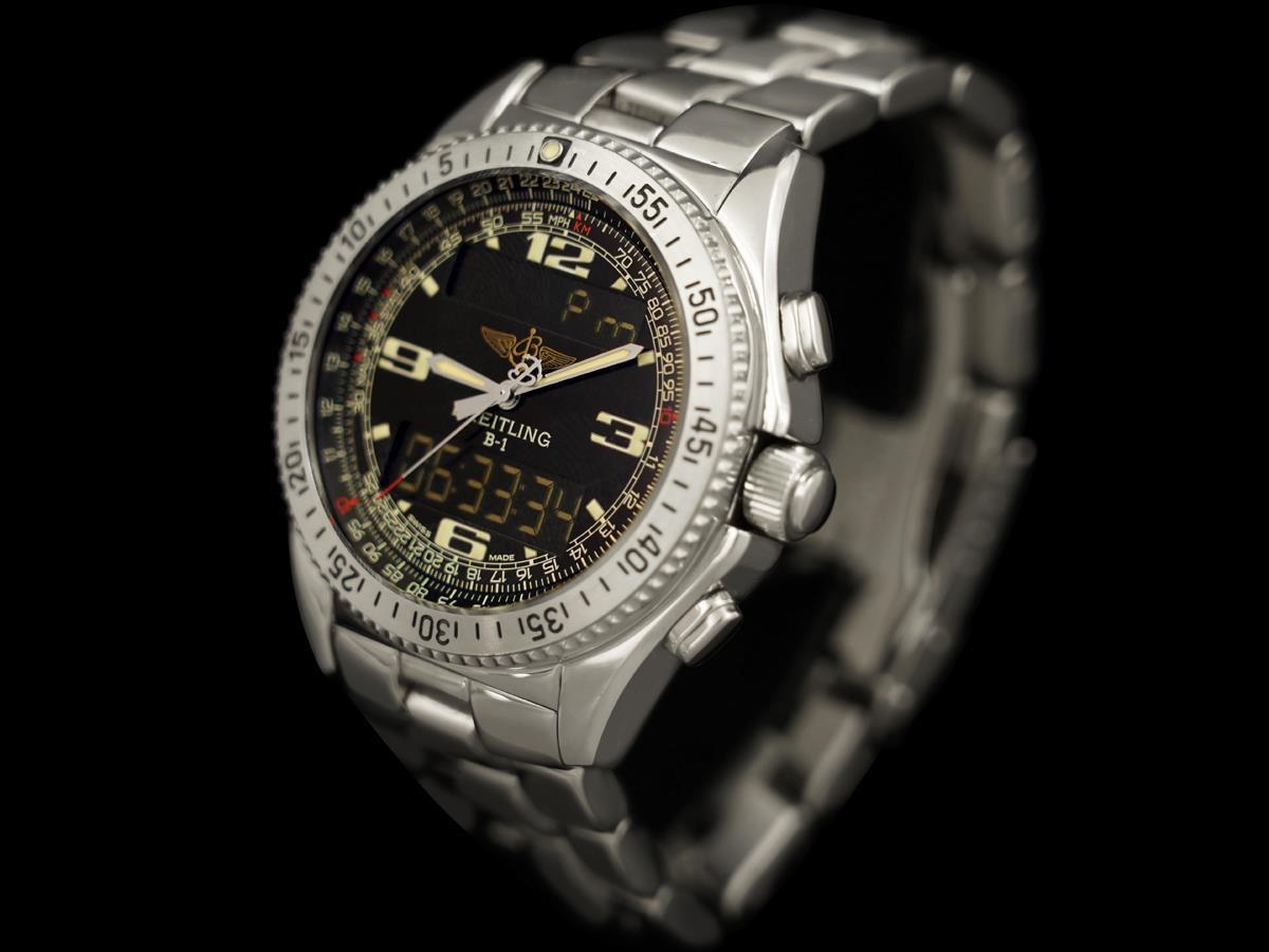 Breitling B-1 Multifunktions-Herrenarmbanduhr Ref. A68362 - Rostfreier Stahl im Zustand „Hervorragend“ im Angebot in Suwanee, GA