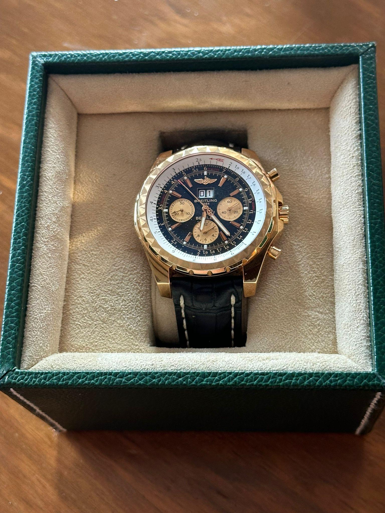 Breitling Bentley Motors GT Schwarz-Weiß-Zifferblatt Gelbgold 46mm mit Schachtel und Papieren (Zeitgenössisch) im Angebot