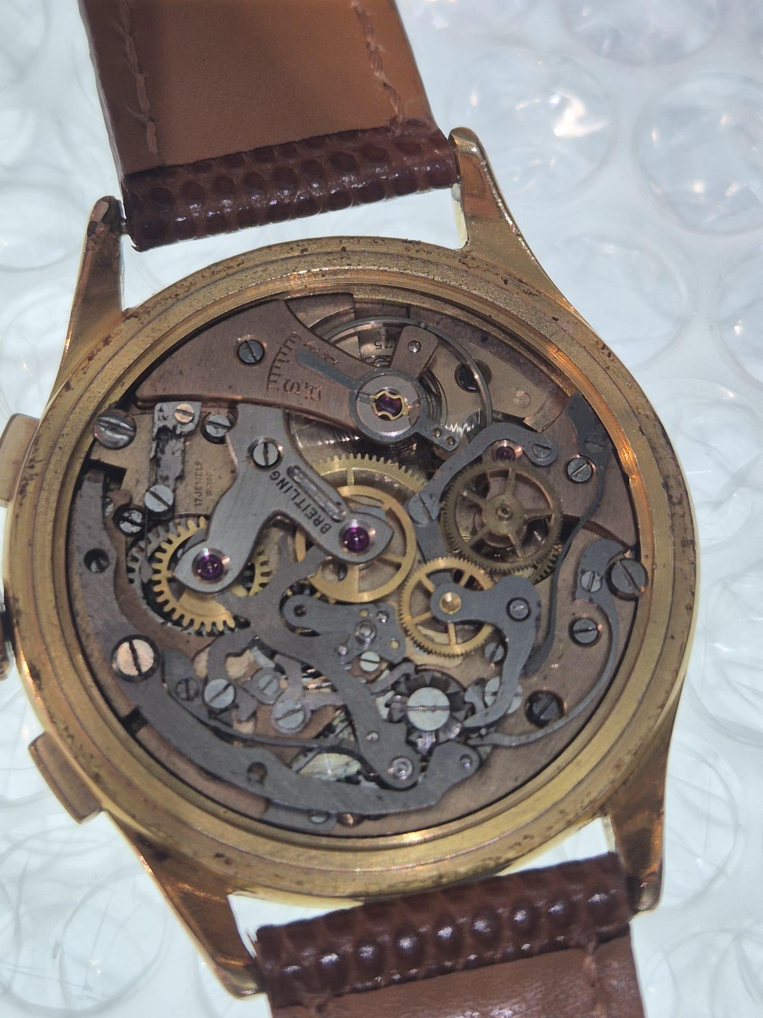 Breitling Cadette  Vintage Chronograph  Venus 175  Gold Plated  1950s en vente 6