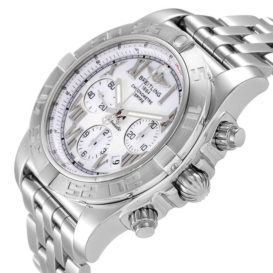 Stahl-Herrenuhr AB0110 von Breitling Chronomat 01 mit weißem Zifferblatt im Angebot 2
