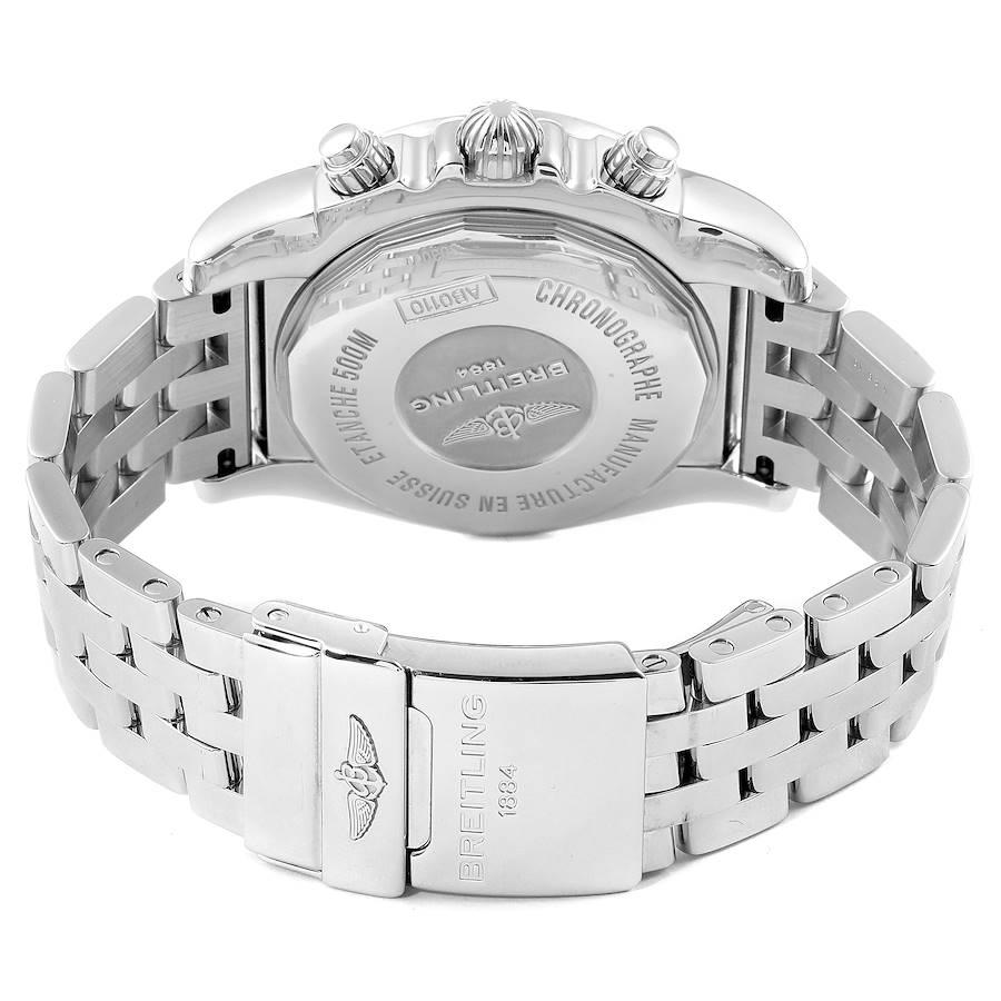 Stahl-Herrenuhr AB0110 von Breitling Chronomat 01 mit weißem Zifferblatt im Angebot 5