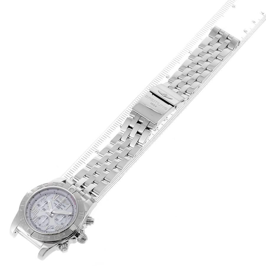 Stahl-Herrenuhr AB0110 von Breitling Chronomat 01 mit weißem Zifferblatt im Angebot 6