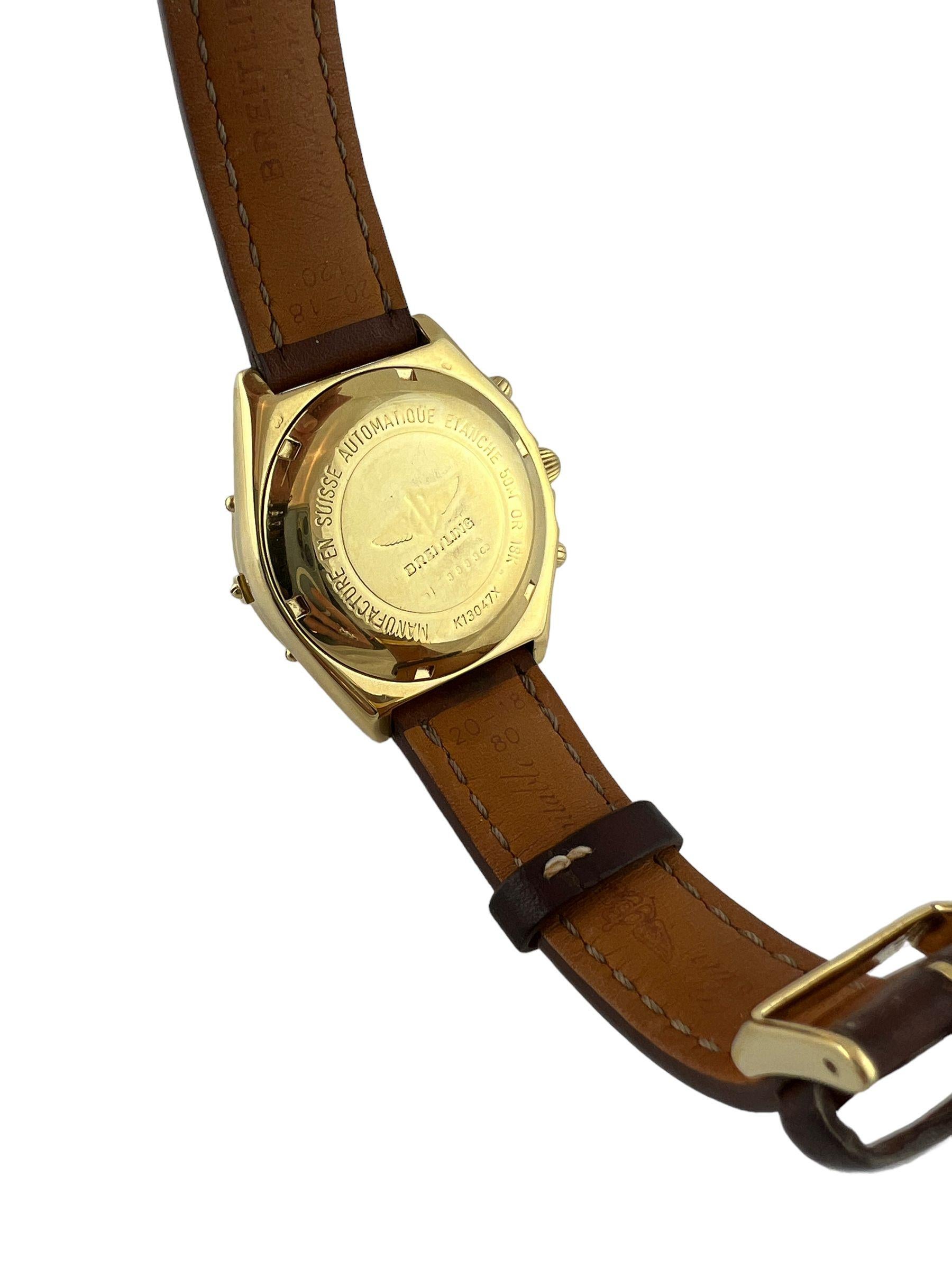 Herrenuhr aus 18 Karat Gelbgold mit Breitling Chronomat-Lederband K13047X im Angebot 7