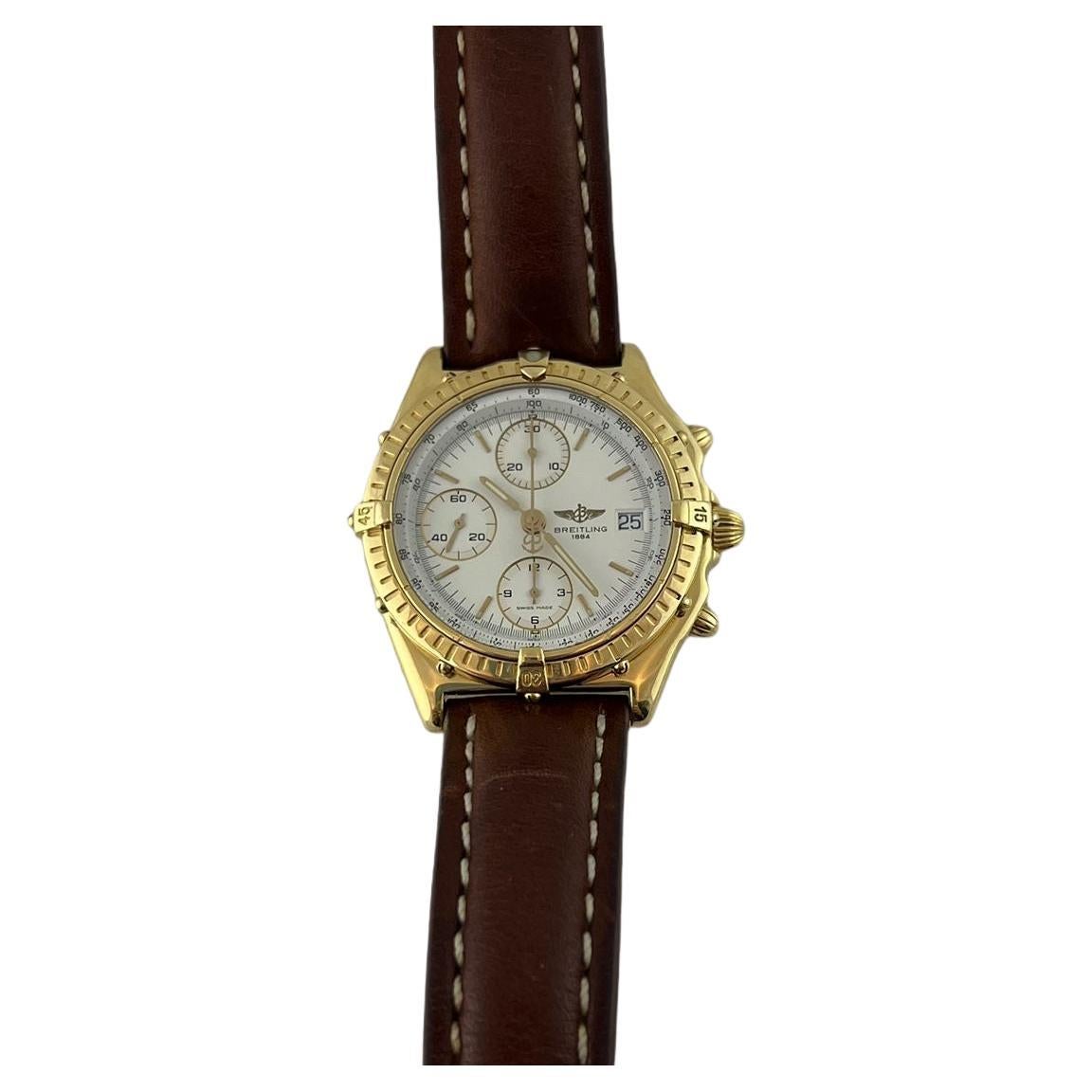 Herrenuhr aus 18 Karat Gelbgold mit Breitling Chronomat-Lederband K13047X im Angebot