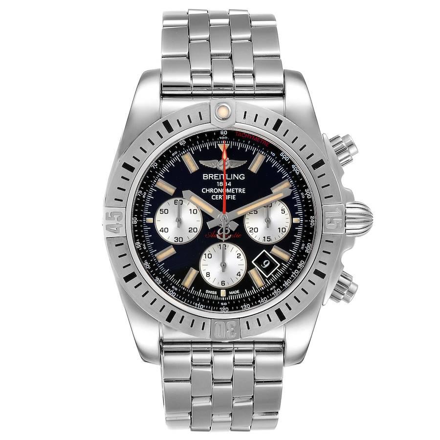Breitling Chronomat 44 Airbourne 30. Jahrestag Uhr AB0115 Box Papiere. Automatisches, offiziell zertifiziertes Chronometerwerk mit Selbstaufzug. Chronographen-Funktion. GMT-Funktion. Gehäuse aus Edelstahl mit einem Durchmesser von 44,0 mm. Einseitig