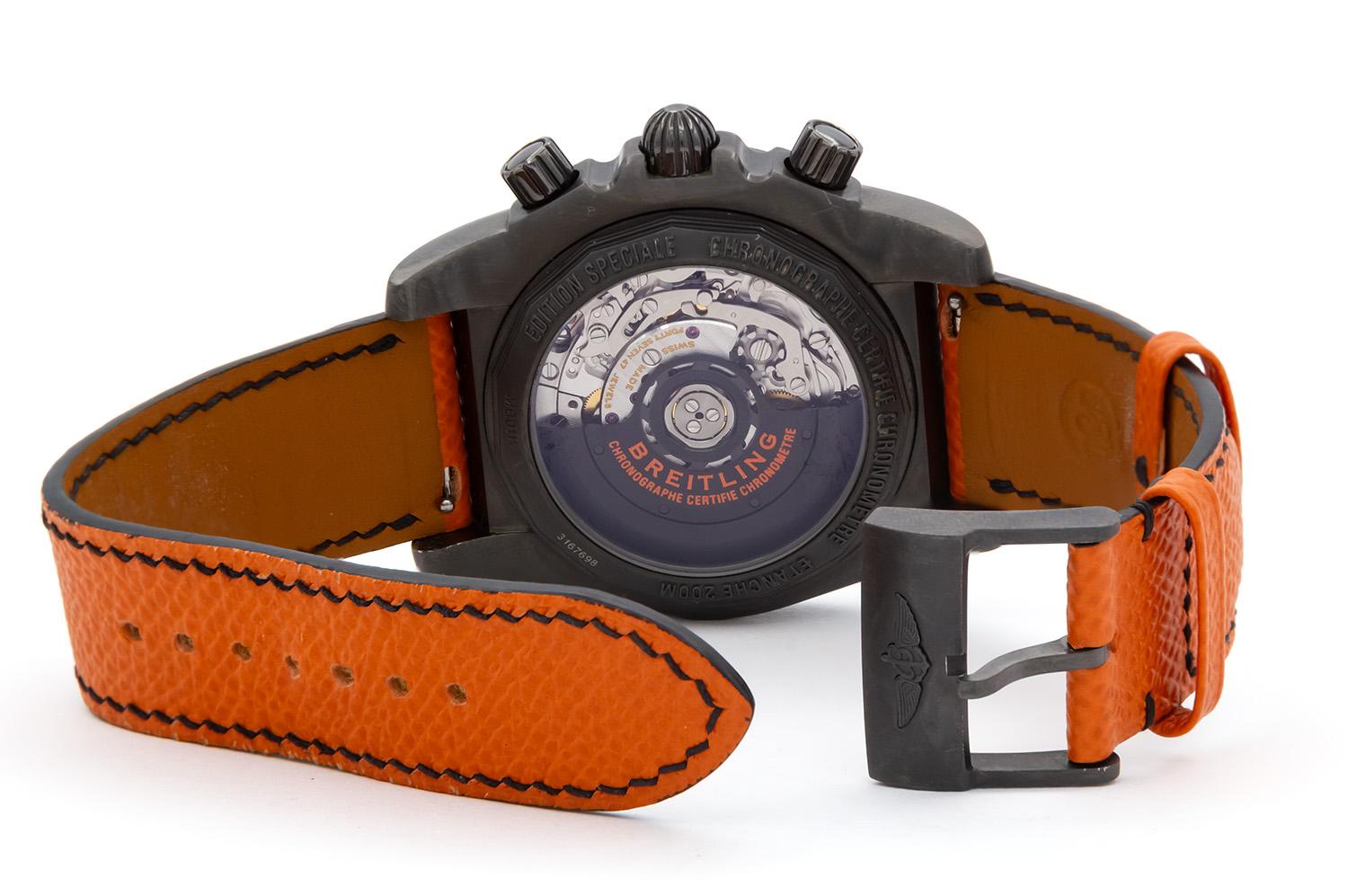 Donna Breitling Chronomat 44 Raven Nero PVD Acciaio e Arancione MB0111 Scatola e Documenti in vendita