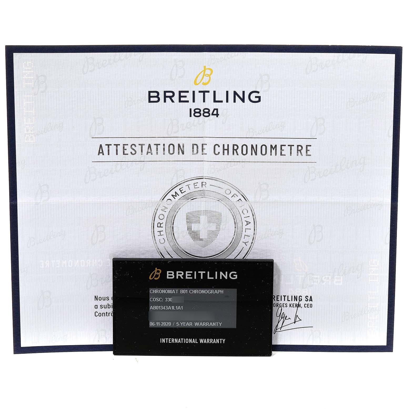 Stahl-Herrenuhr AB0134 von Breitling Chronomat B01 mit grünem Zifferblatt im Angebot 7