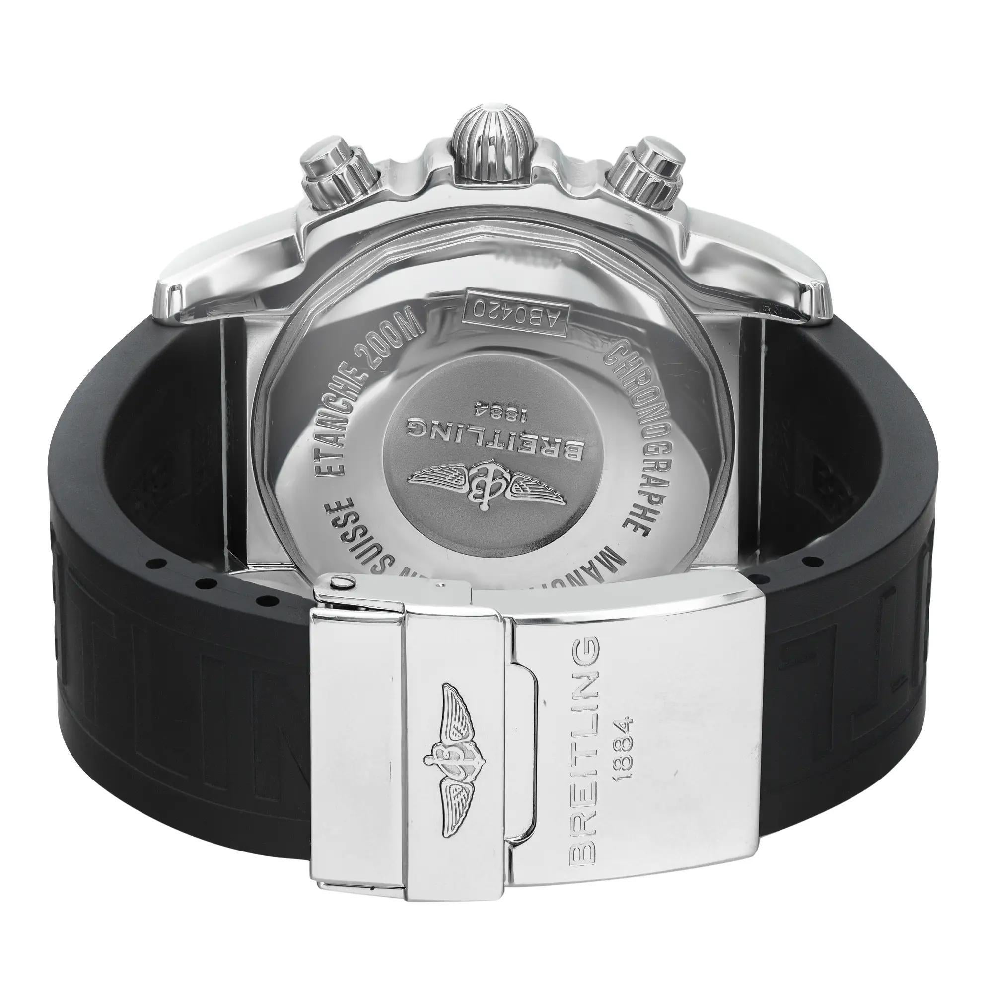 Montre automatique Breitling Chronomat GMT Steel Black Dial AB042011/BB56-153S en vente 2