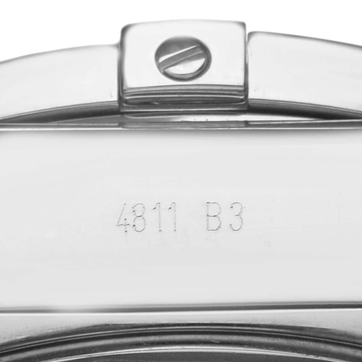Breitling Chronomat GMT avec cadran en acier et argent pour hommes AB0410, boîte et papiers d'origine en vente 2