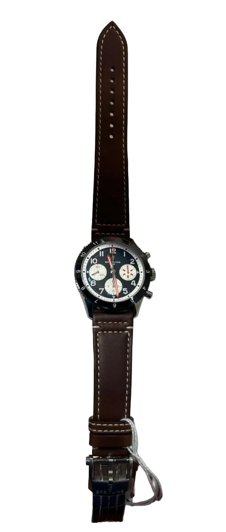 Breitling Classic Avi Schwarz Unisex-Erwachsenenuhr - Y233801A1B1A1 im Zustand „Neu“ im Angebot in New York, NY