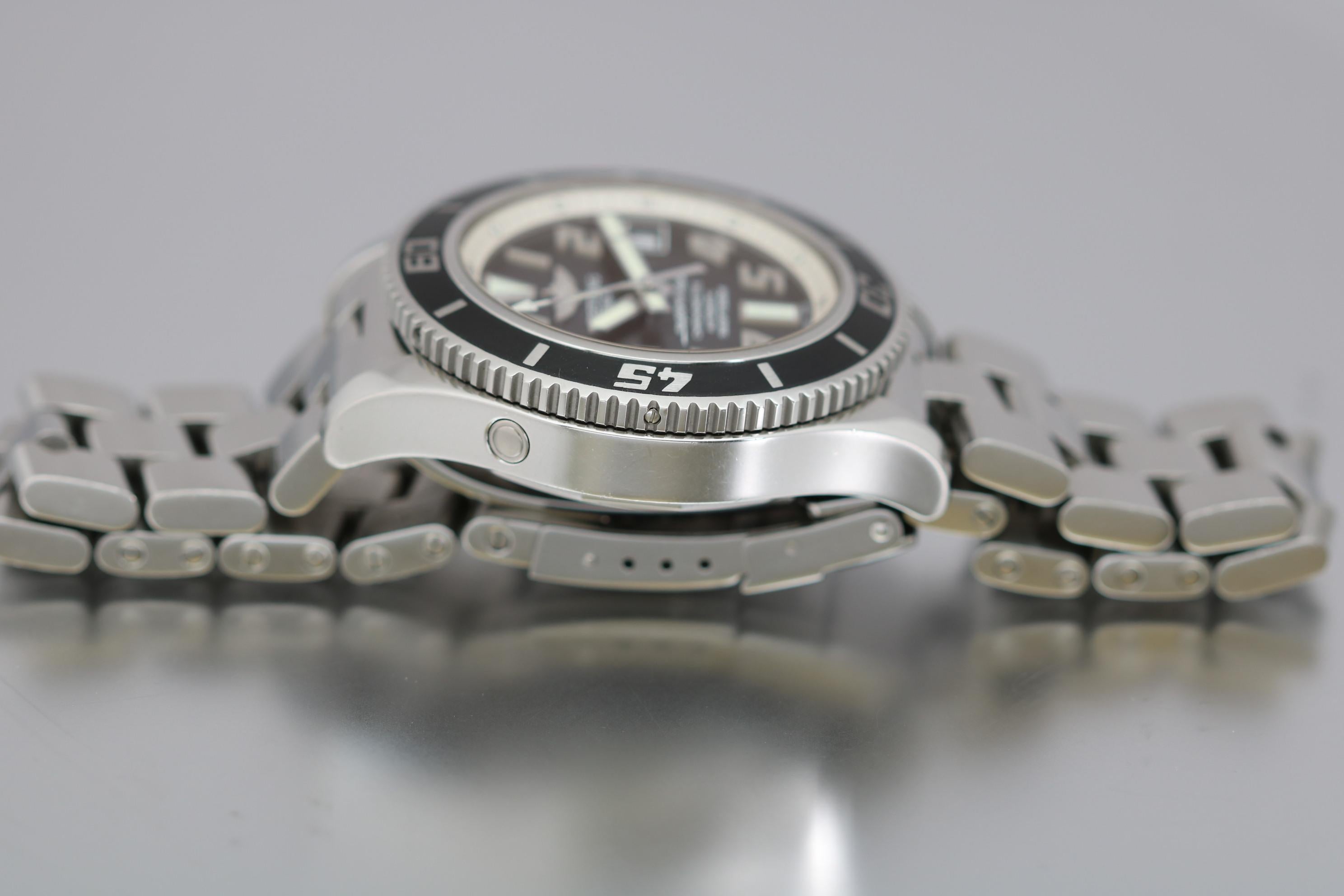 Breitling SuperOcean 42 Stainless Steel Automatic Ref A17364 circa 2010 4