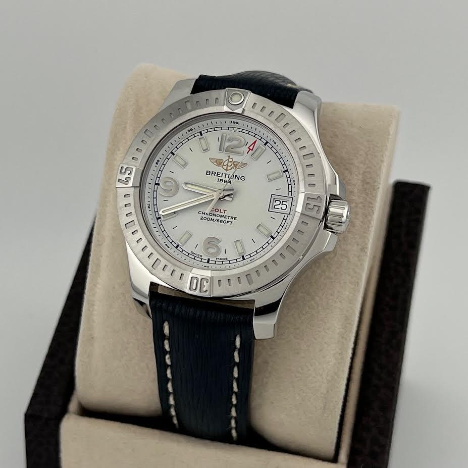 Breitling Colt 36 A74389 36mm Quadrante Bianco Acciaio Inox Scatola Documenti in vendita 2