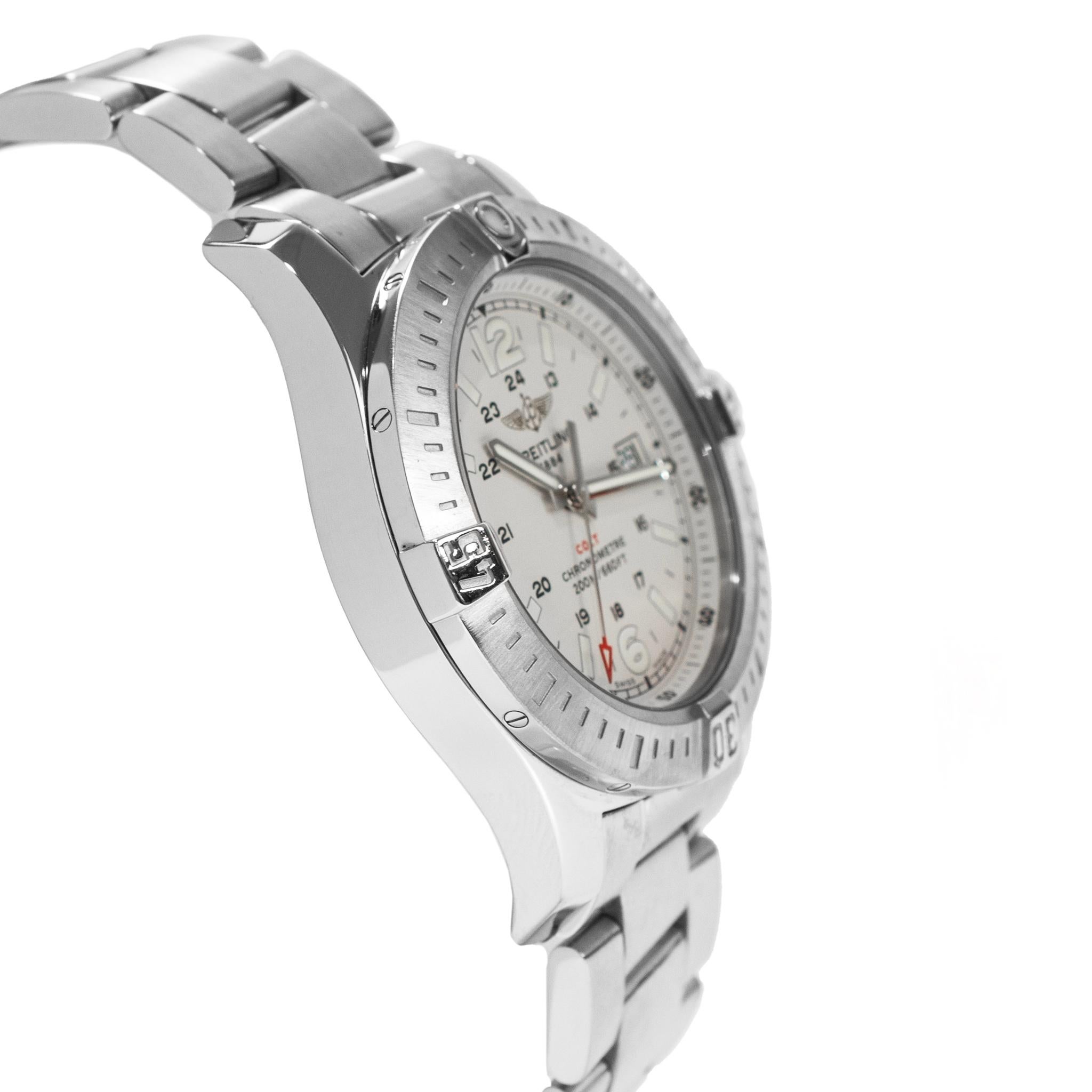 Breitling Colt 44MM A74388 Orologio al quarzo con quadrante argentato e acciaio inossidabile In condizioni ottime in vendita a Houston, TX