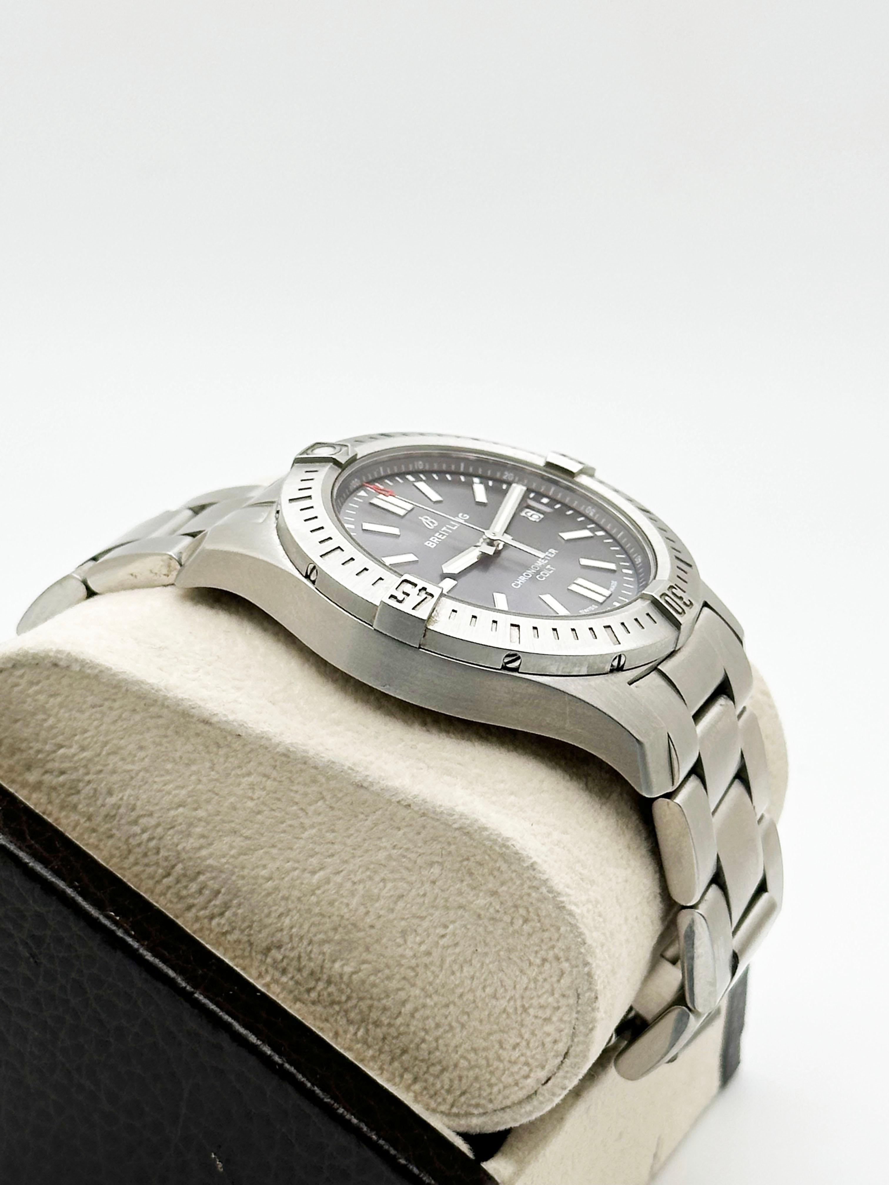 Breitling Colt Automatik A17313 Graues Zifferblatt Edelstahl Box Buchstabe 41mm im Angebot 4