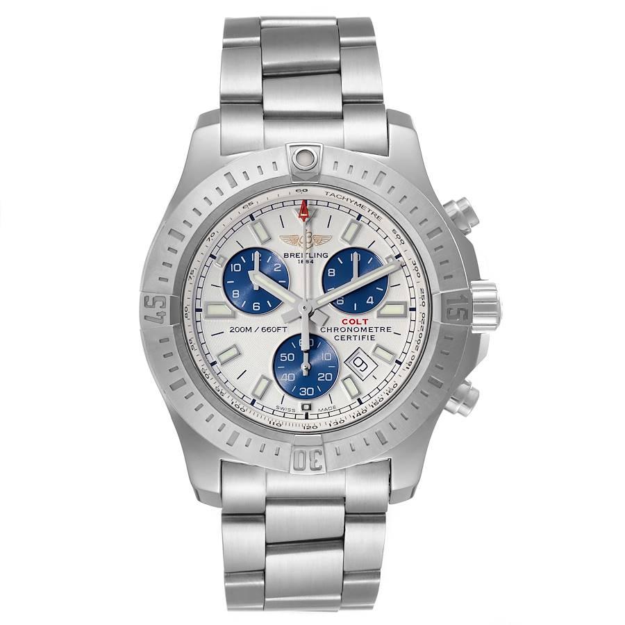 Breitling Colt Chronograph Blau Subdials Stahl Herrenuhr A73388 Box Karte. Quarzwerk. Gehäuse aus rostfreiem Stahl mit einem Durchmesser von 44 mm. Breitling-Logo auf einem  krone. Einseitig drehbare Lünette aus Edelstahl. 0-60 verstrichene Zeit.