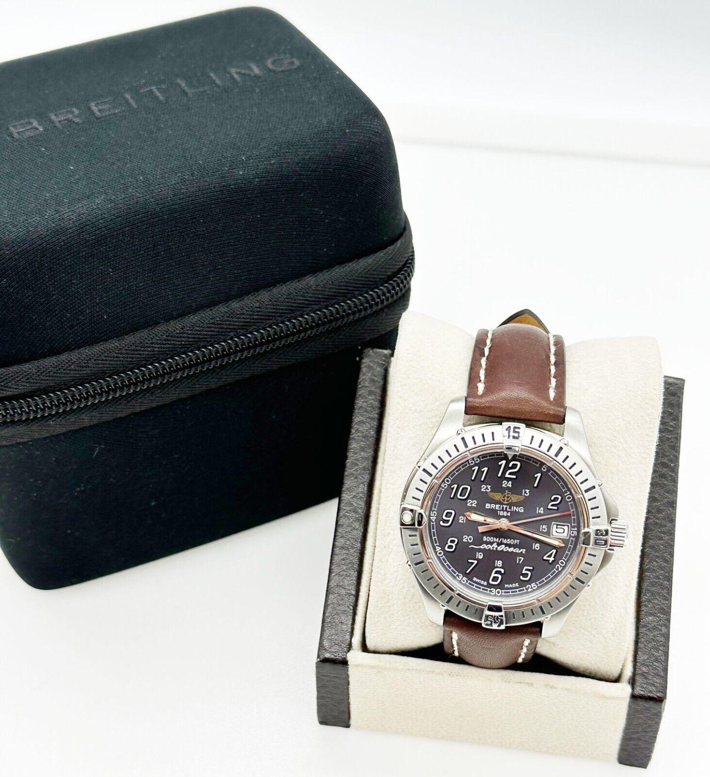 Stil Nummer: A64350

Modell: Colt

MATERIAL des Gehäuses: Rostfreier Stahl 

Band:  Rostfreier Stahl 

Lünette:   Rostfreier Stahl 

Zifferblatt: Dunkelgrau 

Gesicht: Saphirglas 

Gehäusegröße: 38mm 

Enthält: 

-Breitling Reisebox

-zertifizierte
