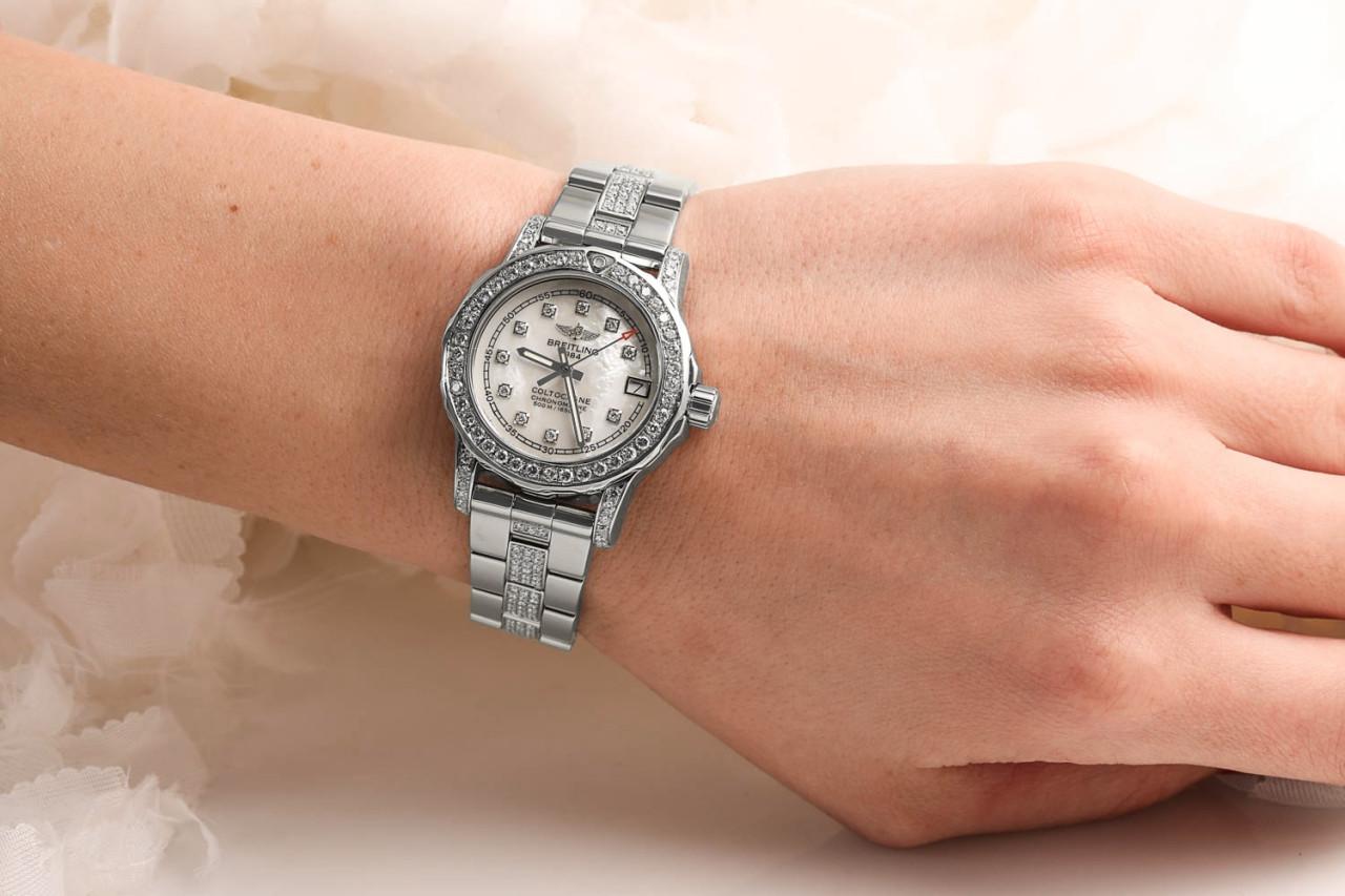 Breitling Colt Oceane Stainless Steel Diamond Ladies Watch A77387 In New Condition For Sale In New York, NY