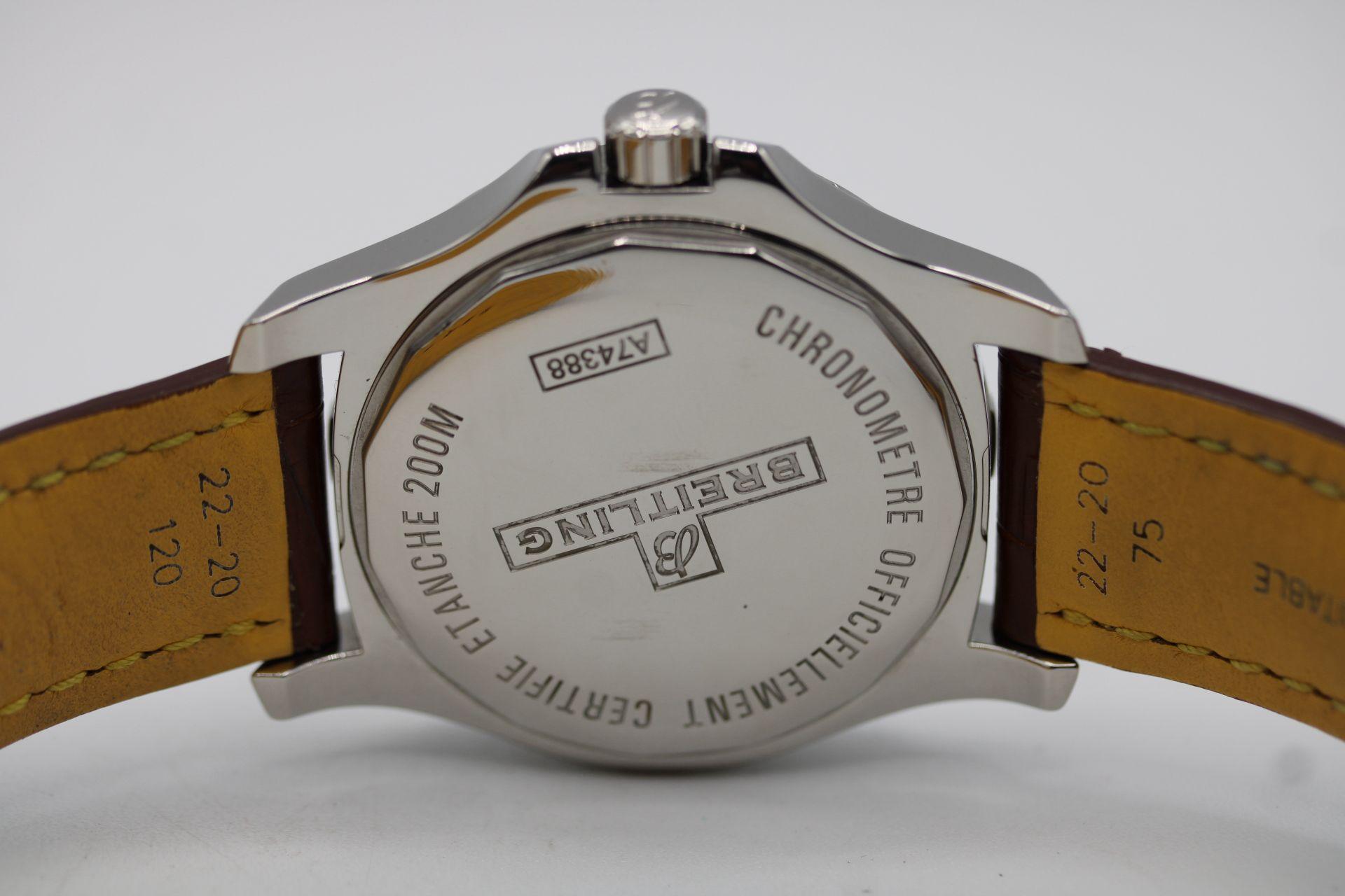 Breitling Colt al quarzo A7438811  44mm  Quadrante blu  Scatola e cinturino in vendita 7