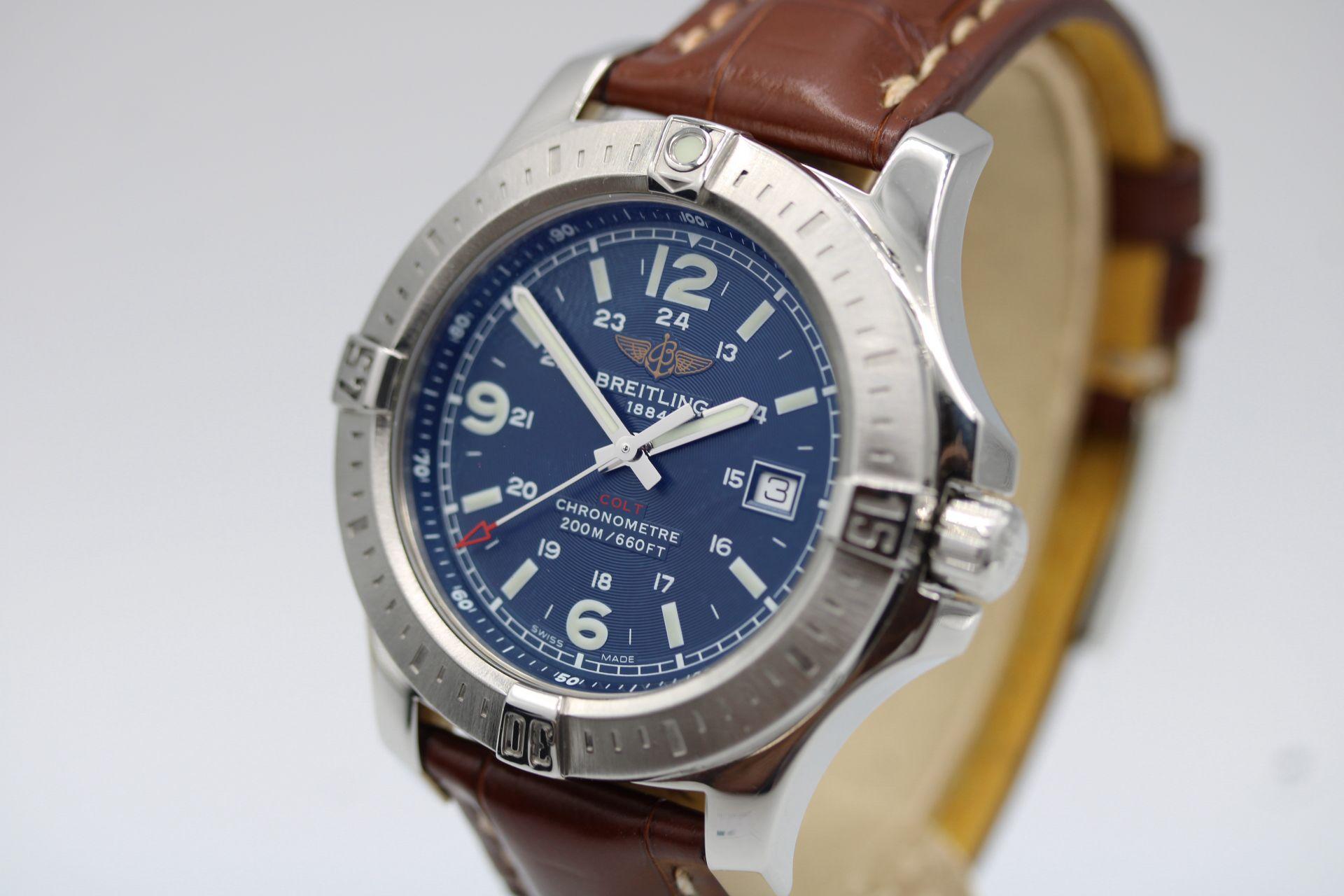 Breitling Colt Quarz A7438811  44mm  Blaues Zifferblatt  Box & Riemen im Angebot 3