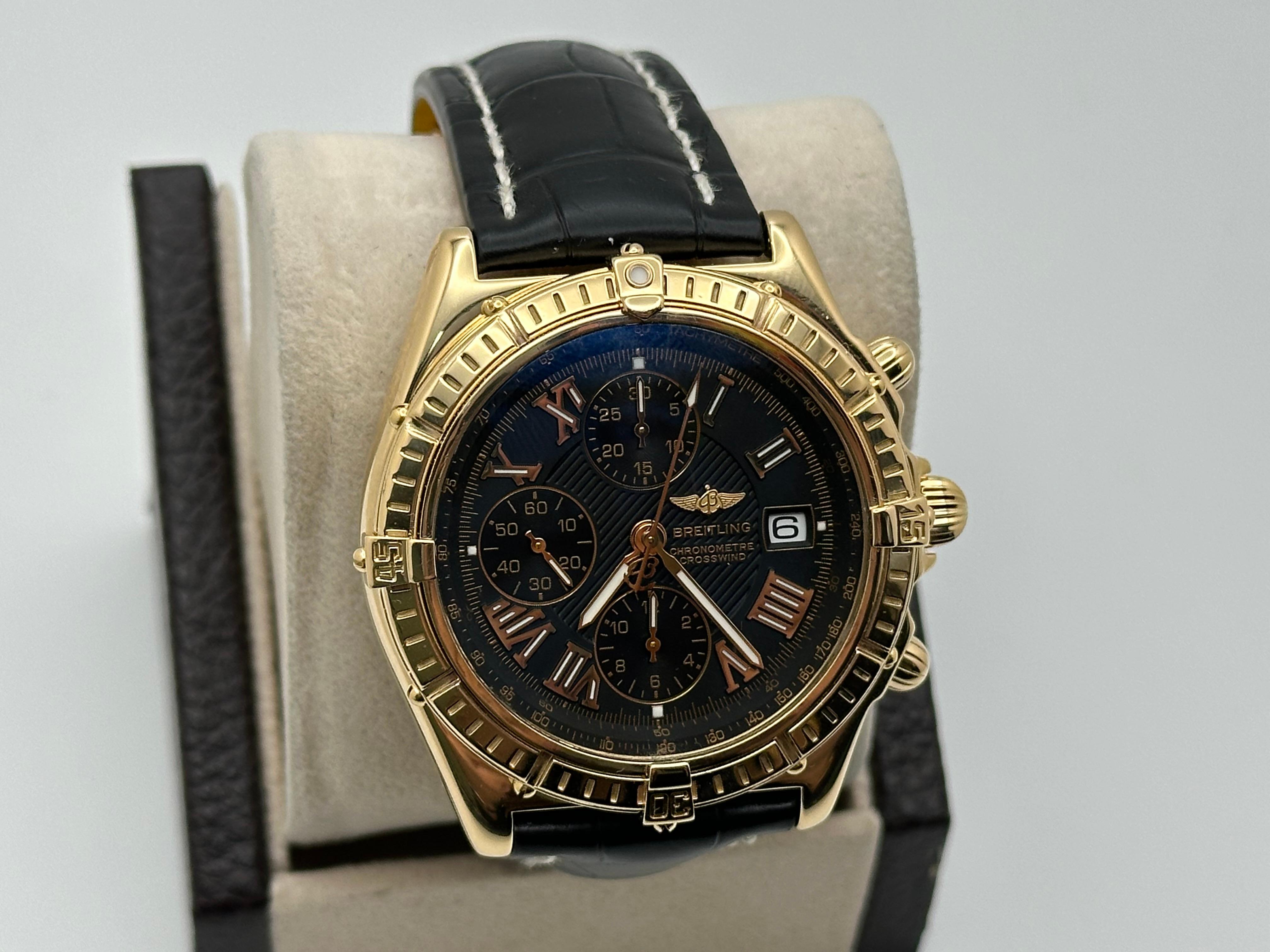 Numéro de style : K13355



Année : 1999

 

Modèle : Chronographe Breitling Crosswind 

 

Matériau du boîtier : Or jaune 18K

 

Bande : Cuir

 

Lunette : or jaune 18K

 

Cadran :  Cadran noir 

 

Visage : Cristal saphir 

 

Taille du boîtier