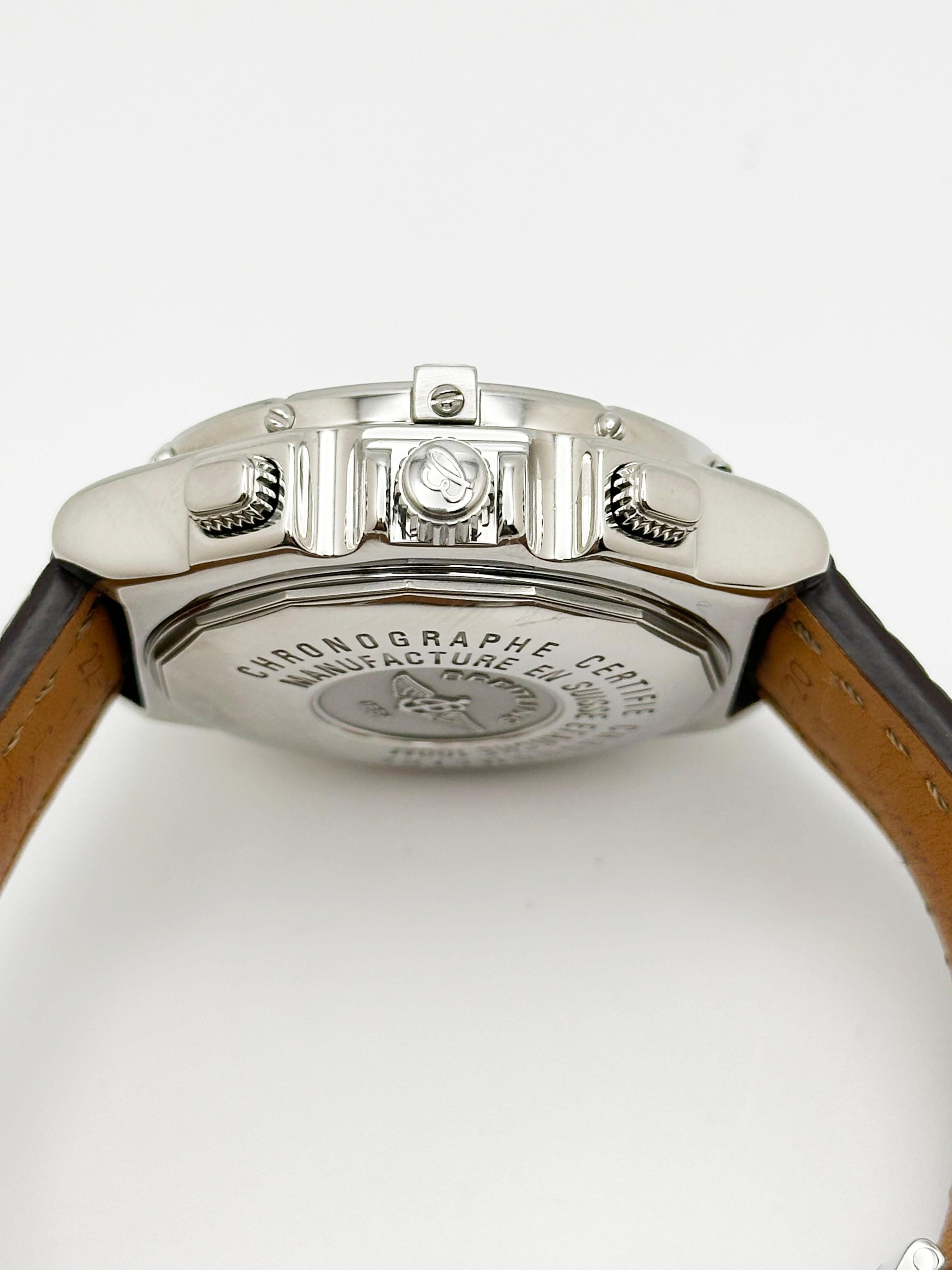 Breitling Crosswind Special A44355 Weißes Zifferblatt Braunes Lederarmband 44mm für Damen oder Herren im Angebot