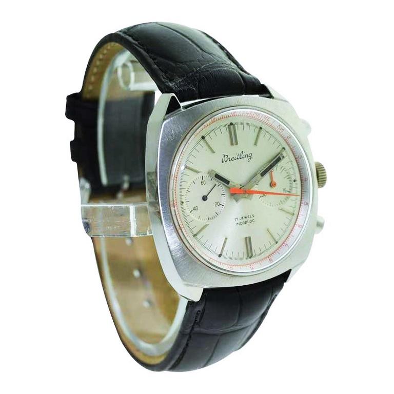 Moderne Chronographe en forme de coussin Breitling avec cadran d'origine, vers les années 1960 en vente