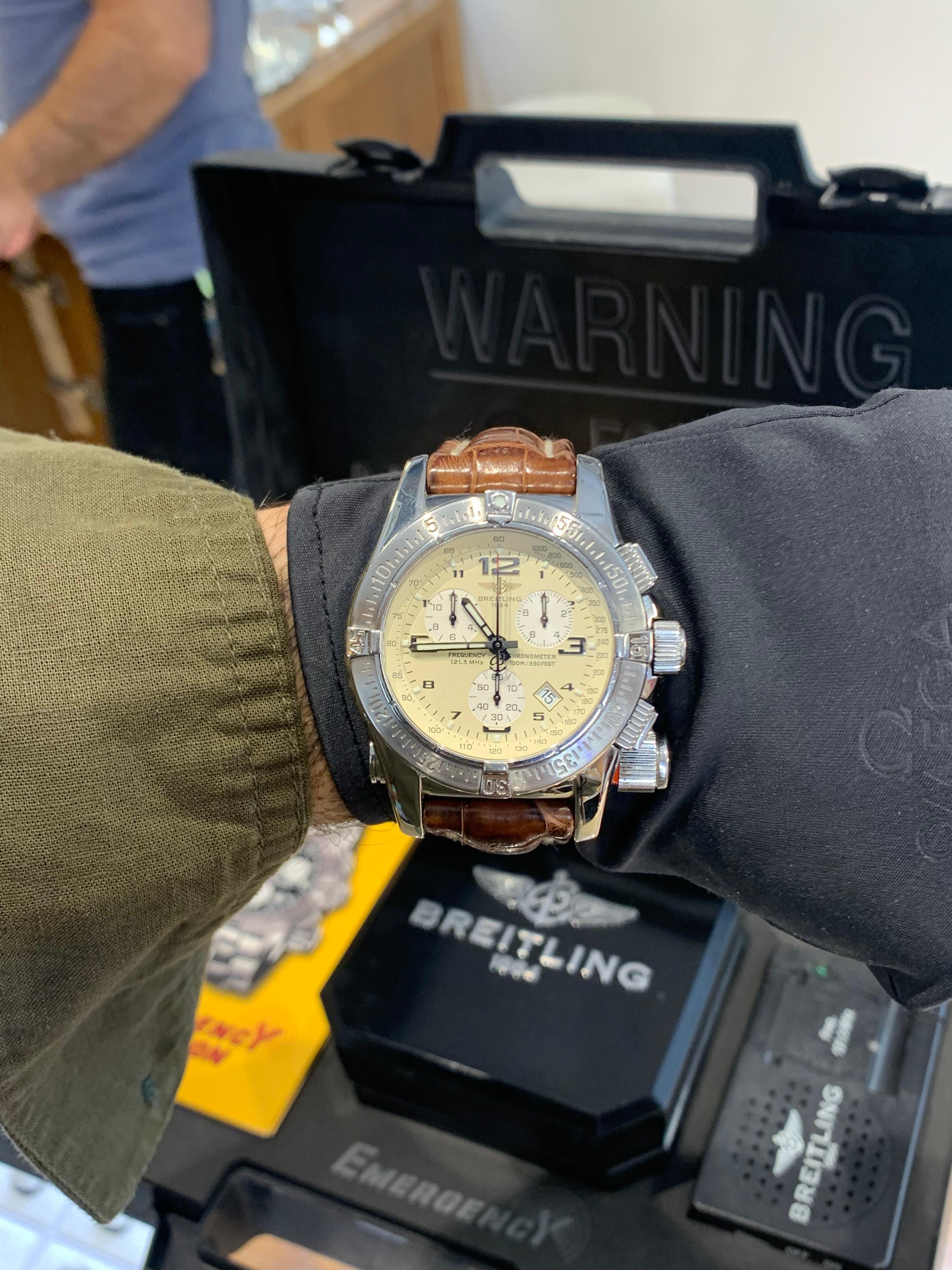 Emergency Missions-Uhr von Breitling im Angebot 7