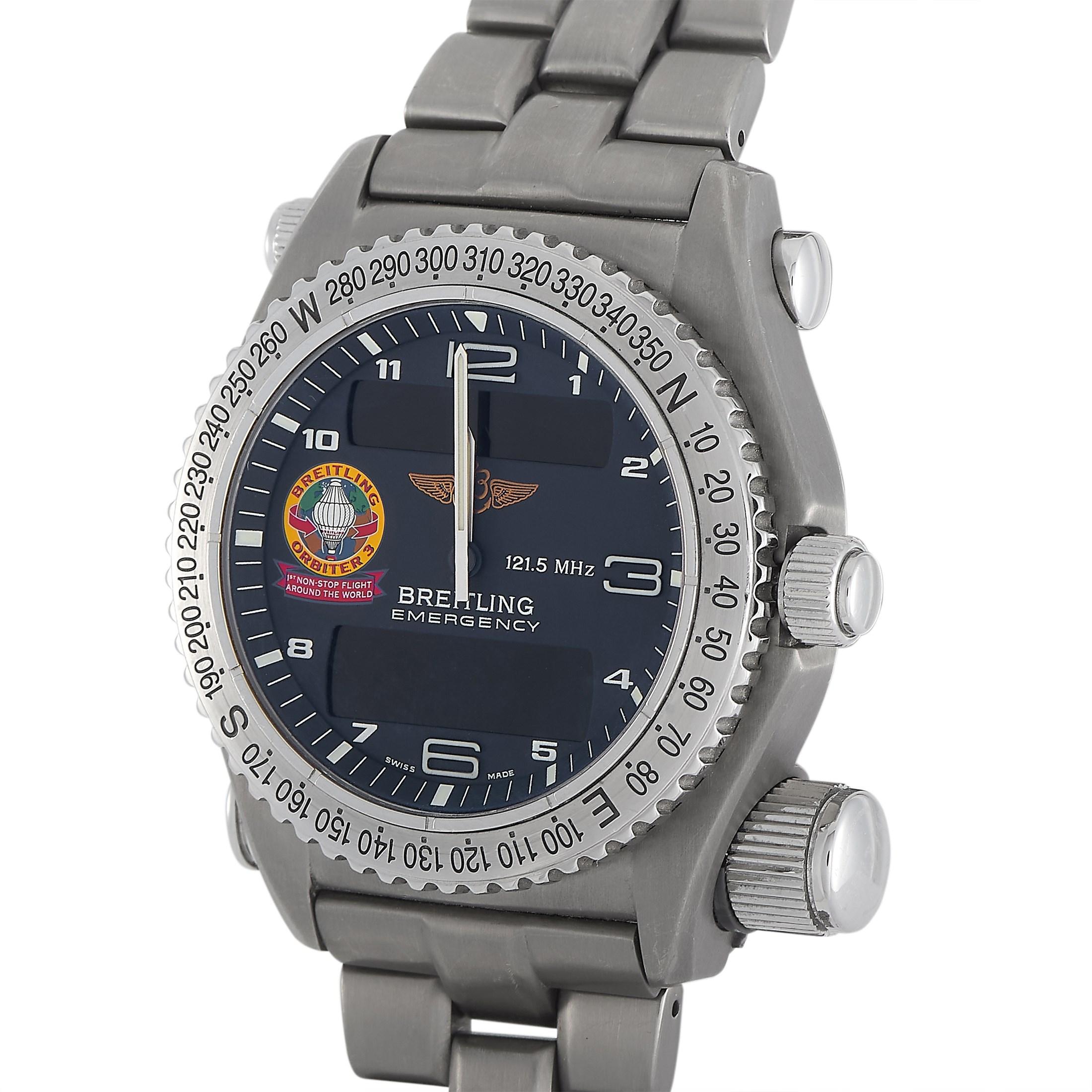 Die Breitling Emergency Orbiter Uhr mit der Referenznummer E56321 feiert die erste Nonstop-Weltumrundung des Orbiter 3 im Ballon.

Diese Uhr im ikonischen Design von Breitling verfügt über ein 43-mm-Gehäuse und eine bidirektionale Kompasslünette aus