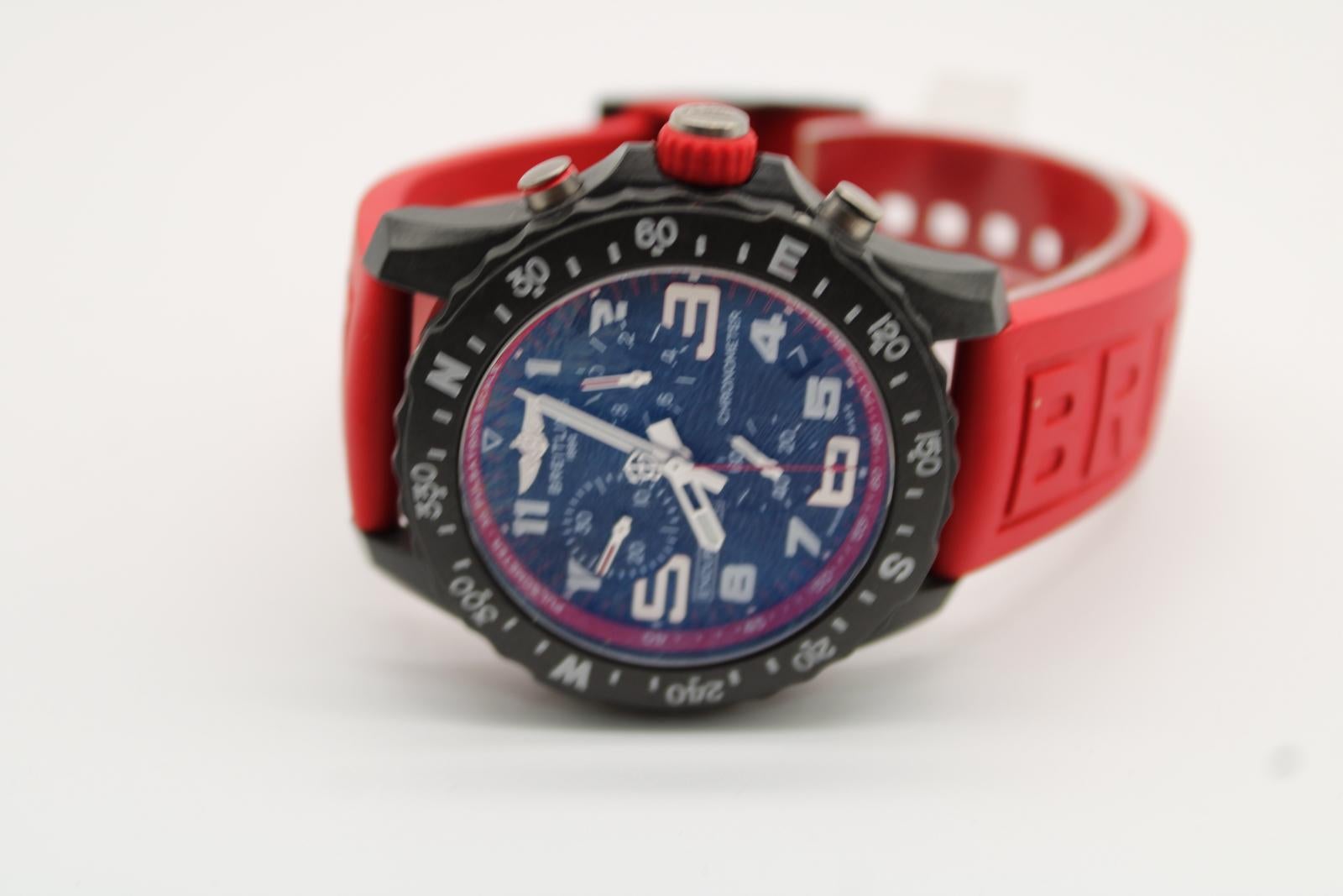Breitling Endurance Pro X82310 Uhr, Schachtel und Papes im Angebot 3