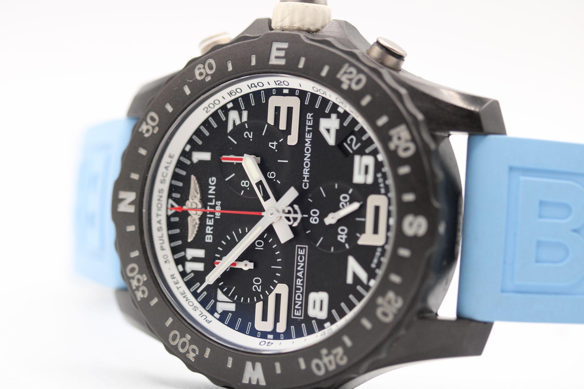 Breitling Endurance Pro X82310 Uhr, Schachtel,tery change & zusätzliches Armband für Damen oder Herren
