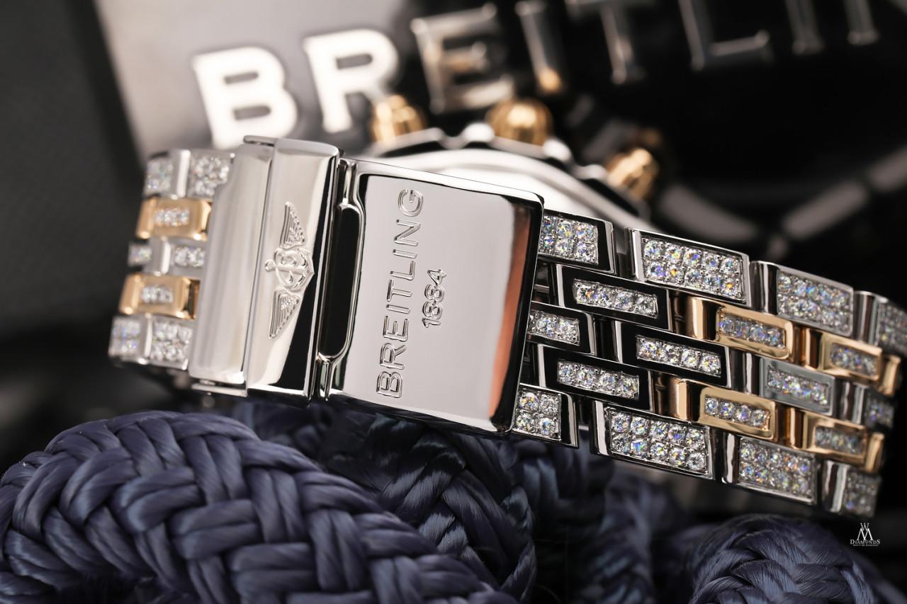 Breitling Evolution Montre chronomat bicolore en diamants avec cadran en nacre en vente 2