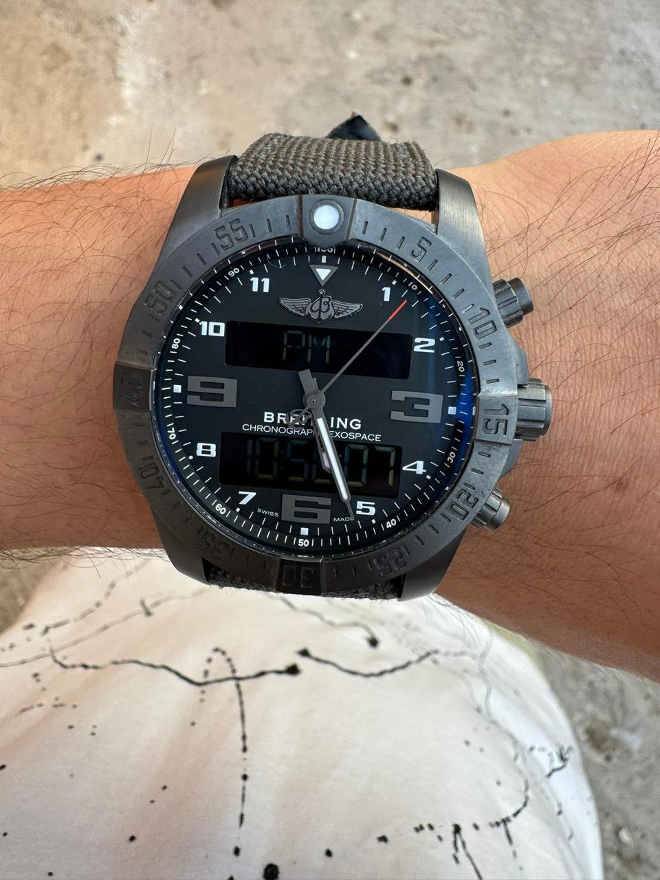 Breitling Exospace B55 Connected Black Titanium Chronograph Armband Textile For Sale 4