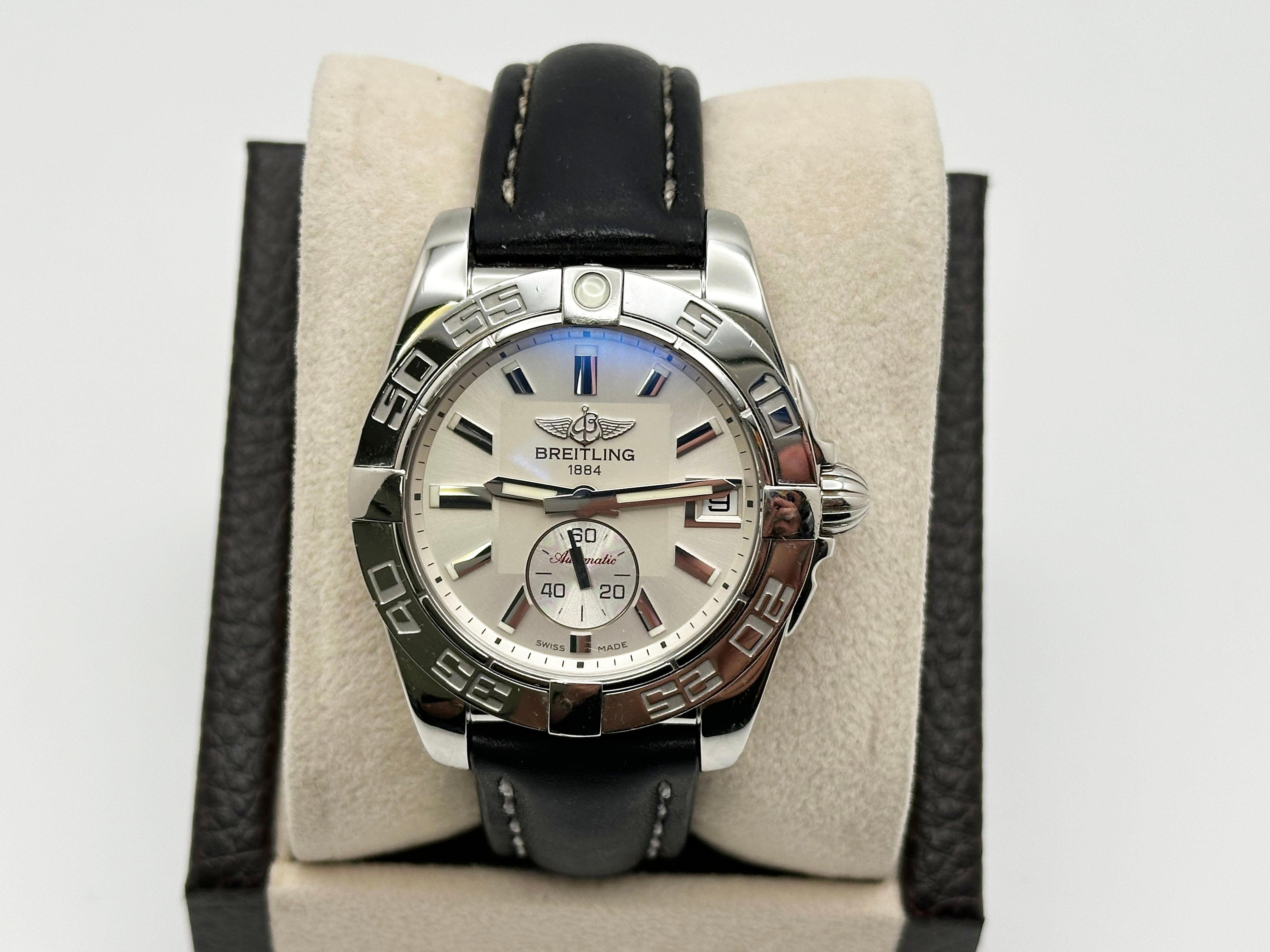 Style Number: A37330



Year: 2013

 

Model: Breitling Galactic 36

 

Case Material: Stainless Steel  

 

Band: Black Leather Band 

 

Bezel: Stainless Steel 

 

Dial: Silver Dial 

 

Face: Sapphire Crystal 

 

Case Size: 36mm 

 

Includes: