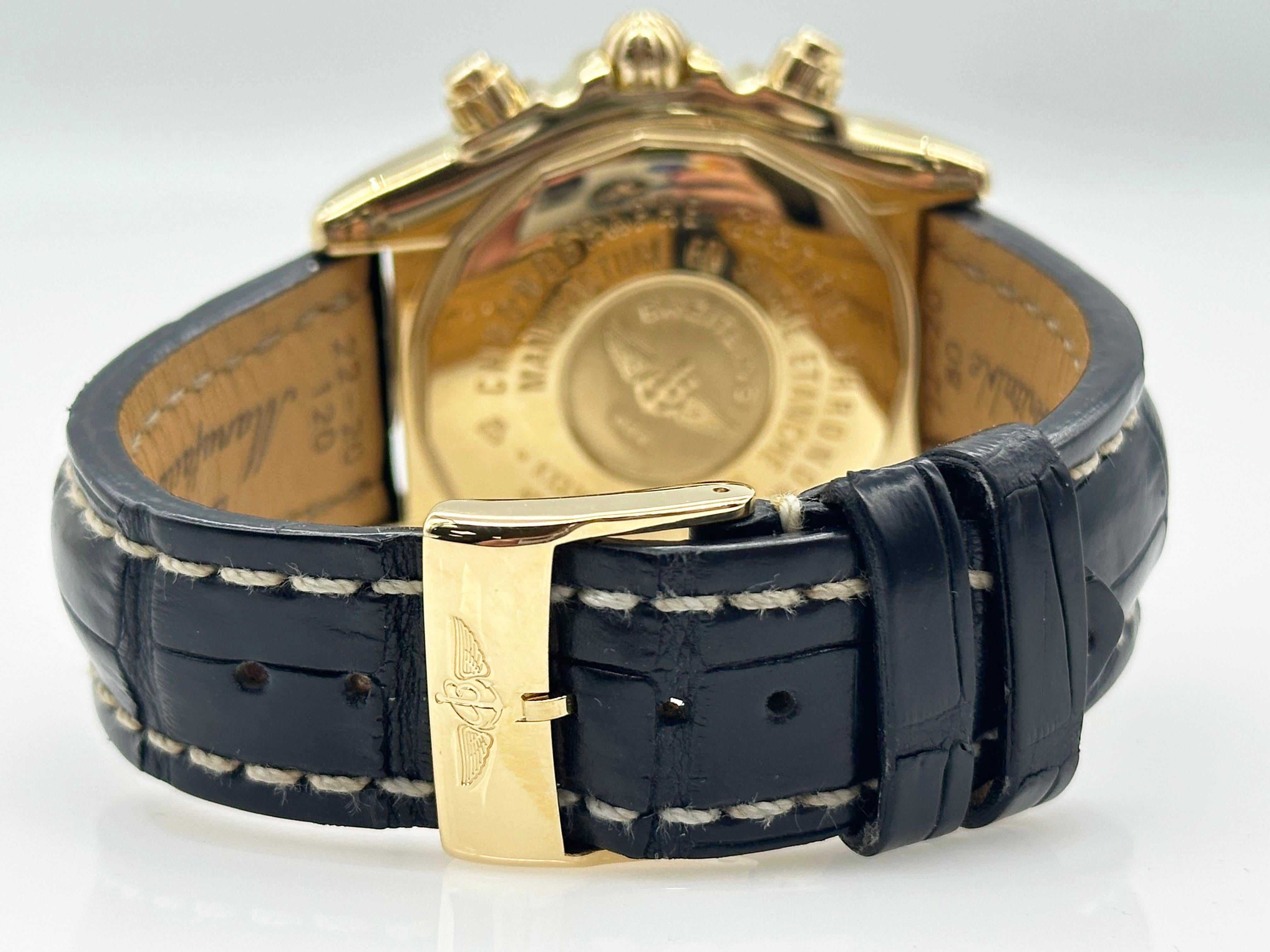 Men's Breitling K13356 Chronomat Evolution 44mm White Dial 18K Yellow Gold For Sale