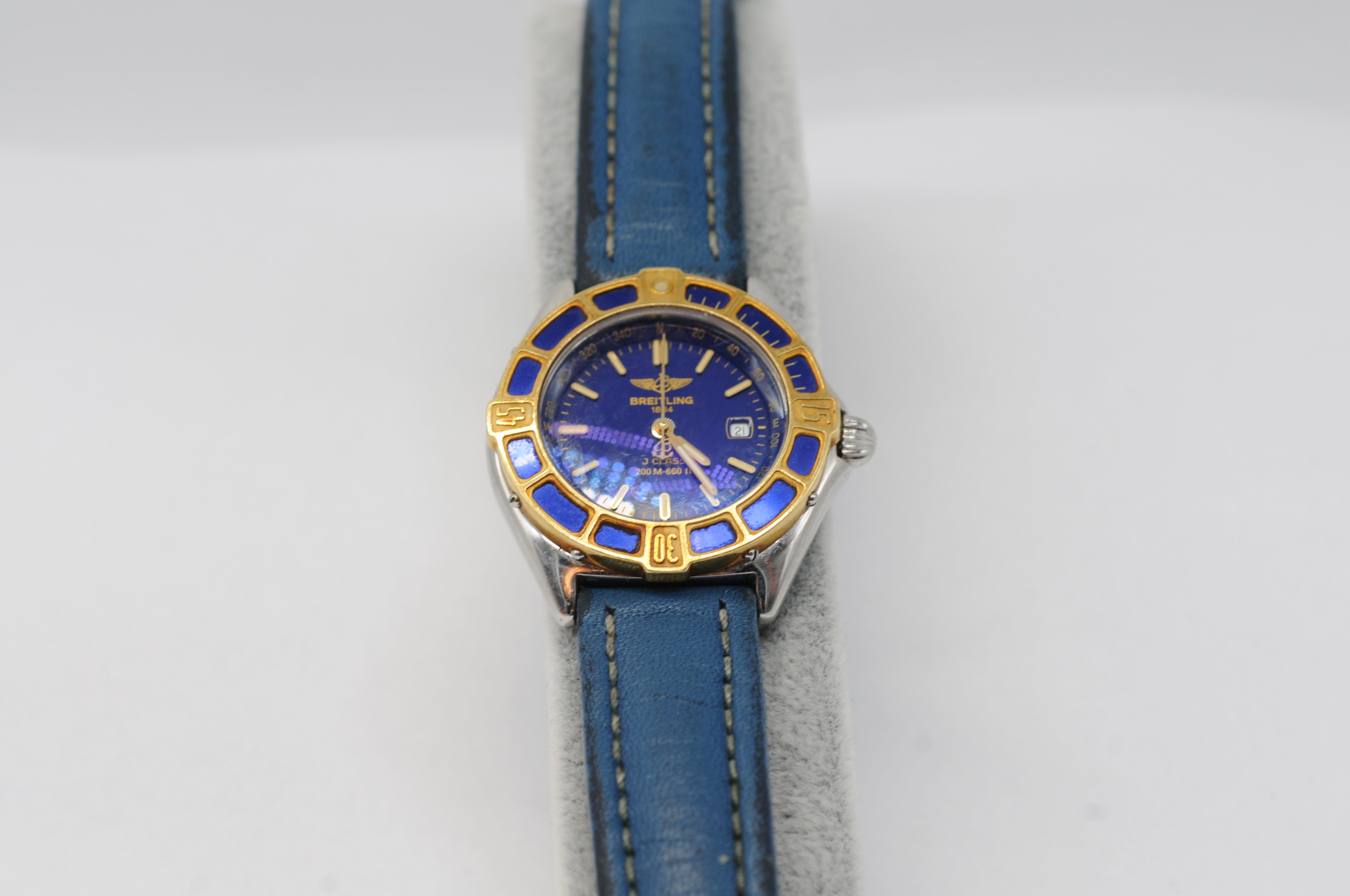 Breitling Lady J D52065 with a deep blue leather strap In Good Condition For Sale In Berlin, BE
