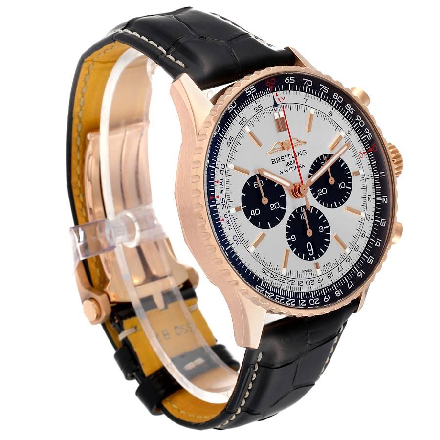 Breitling Navitimer 01 46 Roségold Silber Zifferblatt Herrenuhr RB0137 Box Card im Zustand „Hervorragend“ im Angebot in Atlanta, GA