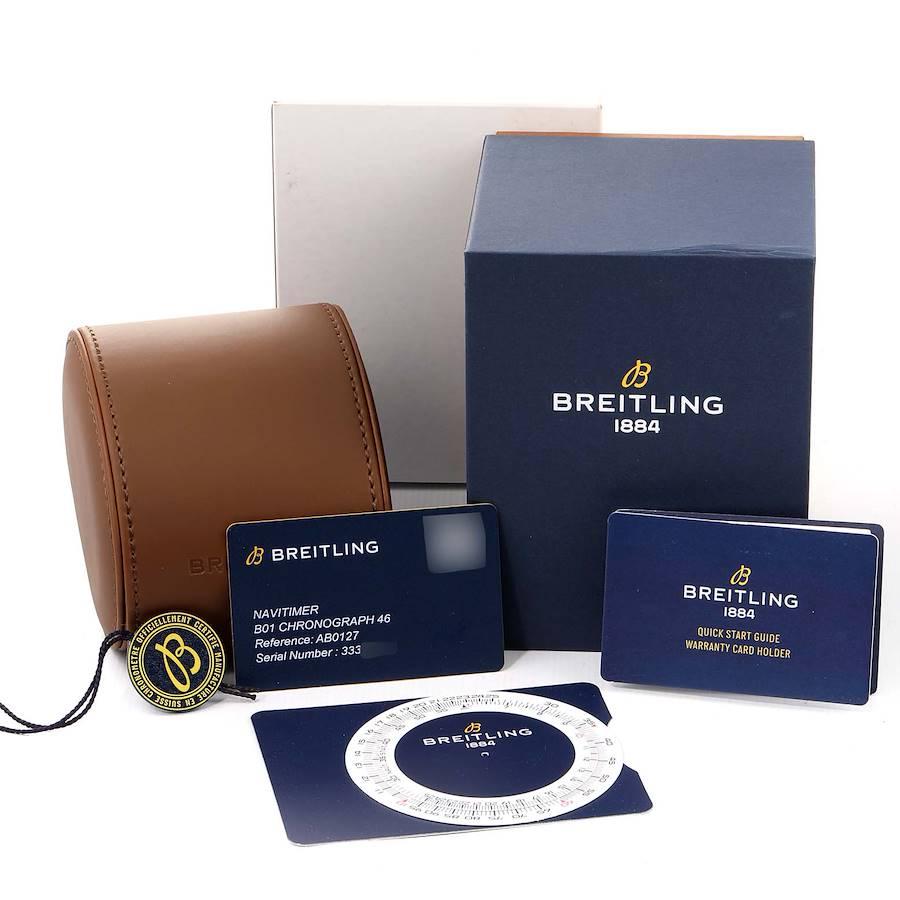 Breitling Navitimer 01 Herrenuhr mit schwarzem Stahlzifferblatt AB0127, ungetragen im Angebot 8