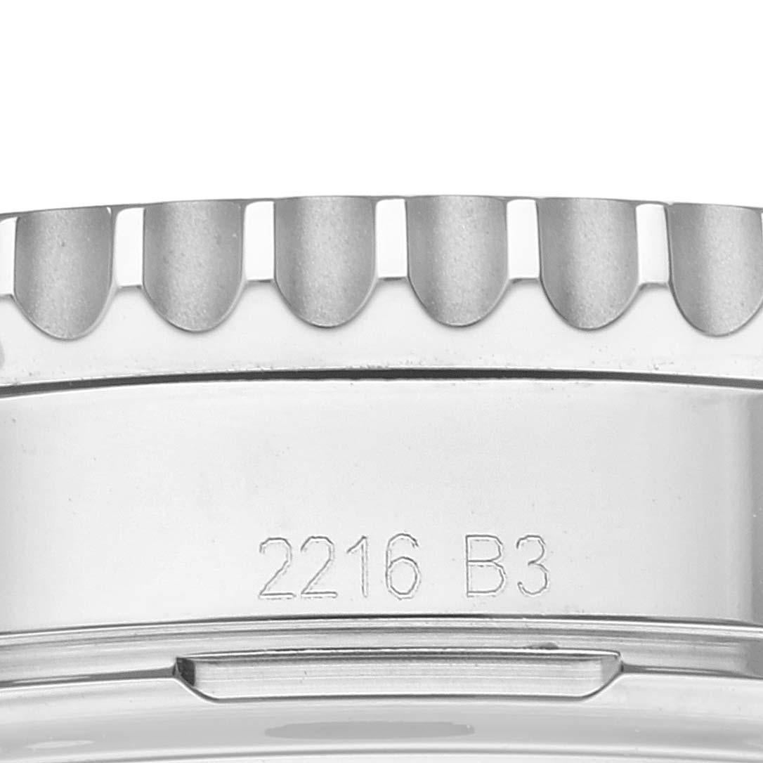 Breitling Navitimer 01 Stahl-Herrenuhr AB0120 mit schwarzem Zifferblatt und Kartenetui im Angebot 1