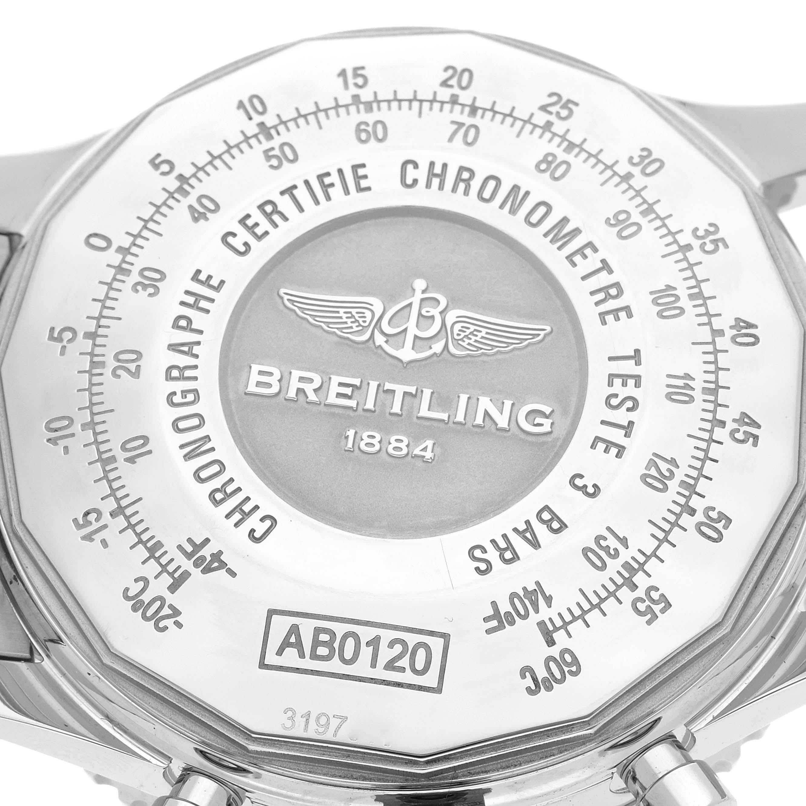 Breitling Navitimer 01 Stahl-Herrenuhr AB0120 mit schwarzem Zifferblatt und Kartenetui im Angebot 3